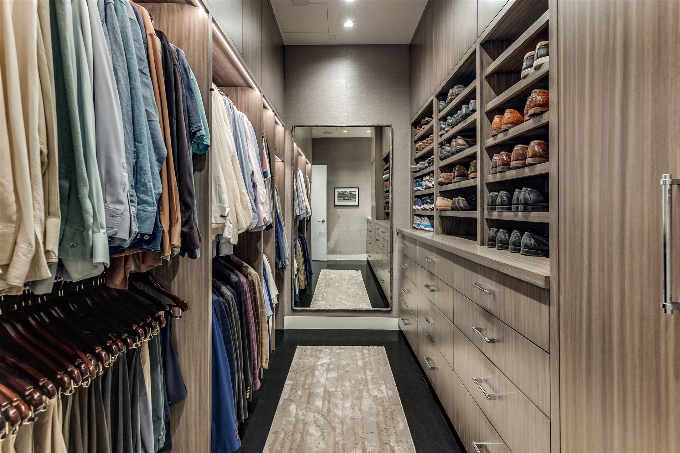 Condominium For Sale in Dallas County , 1918 Olive Street 4202, Dallas, Texas 75201, 2 Bedroom, 4 Bathroom, 3 Garage spaces, 4,678 Sqft, built in 2020, mls#21381065, Real Estate Agent in Dallas, Homes For Sale in Dallas county, Homes For Sale in Dallas, Realtor in Dallas Texas, Real Estate Brokerage Independent Realty Texas, Luminita Cordes Realtor