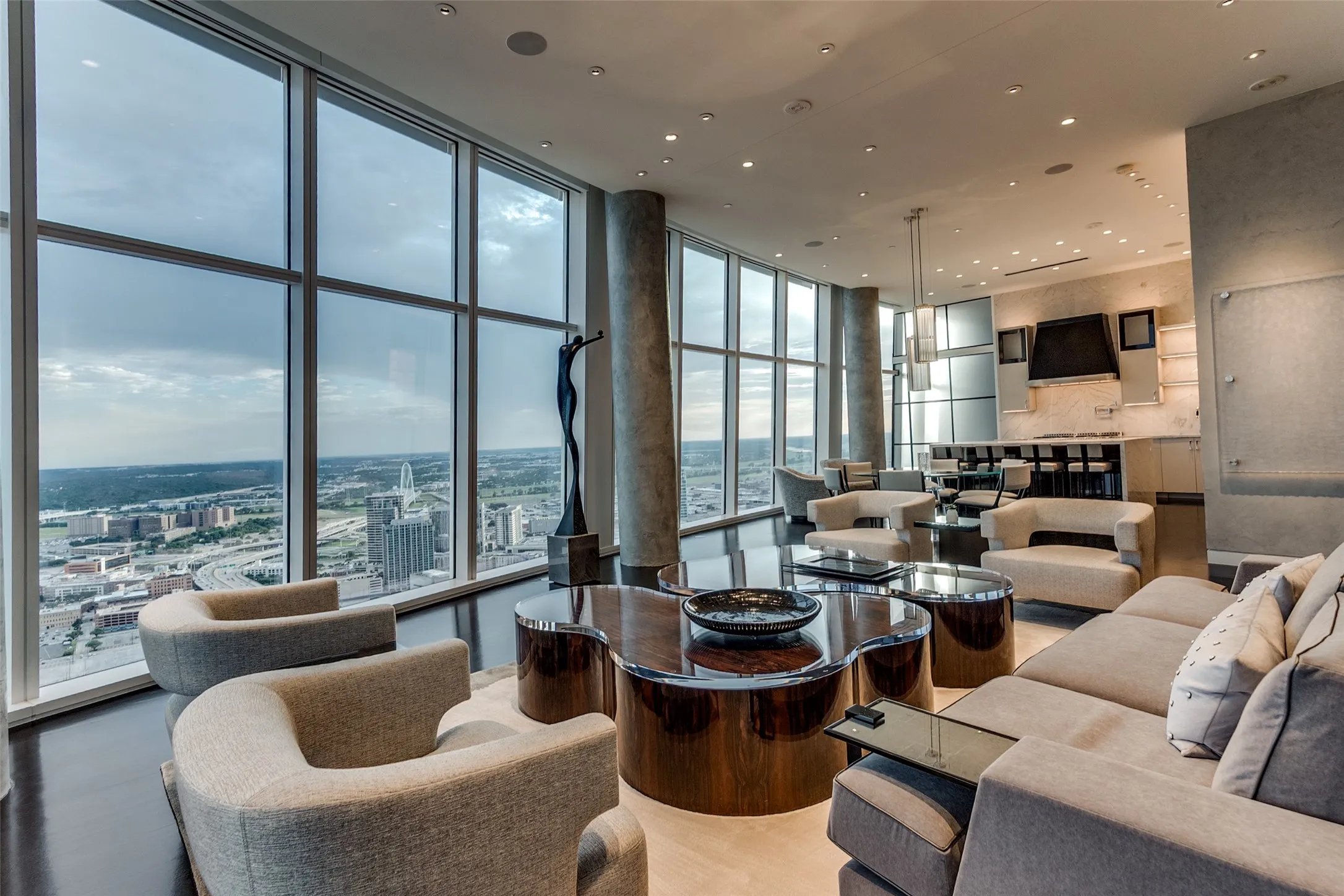 Condominium For Sale in Dallas County , 1918 Olive Street 4202, Dallas, Texas 75201, 2 Bedroom, 4 Bathroom, 3 Garage spaces, 4,678 Sqft, built in 2020, mls#21381065, Real Estate Agent in Dallas, Homes For Sale in Dallas county, Homes For Sale in Dallas, Realtor in Dallas Texas, Real Estate Brokerage Independent Realty Texas, Luminita Cordes Realtor