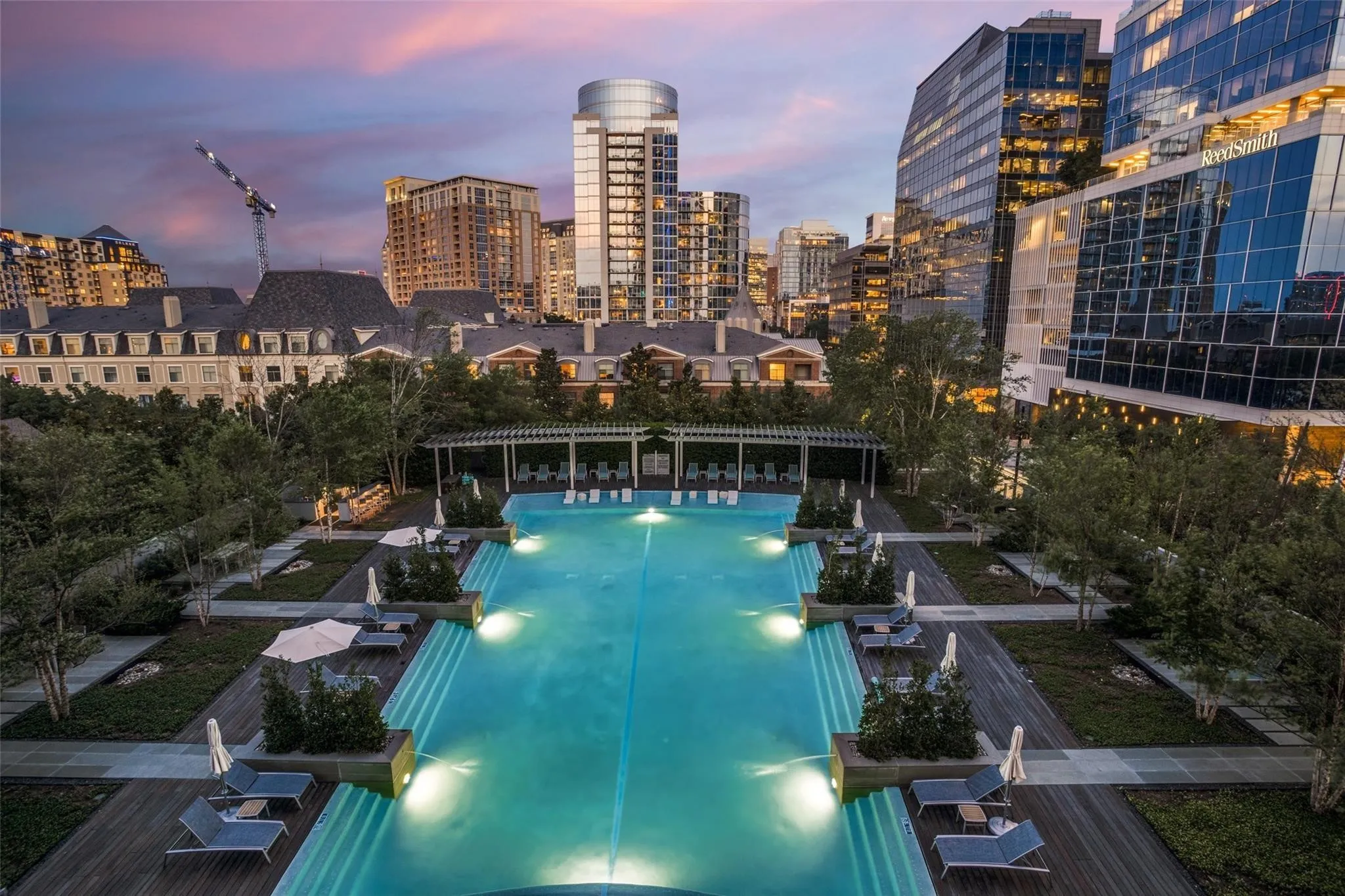 Condominium For Rent in Dallas County , 2900 Mckinnon Street 2404, Dallas, Texas 75201, 2 Bedroom, 3 Bathroom, 2 Garage spaces, 1,430 Sqft, built in 2005, mls#21381249, Real Estate Agent in Dallas, Homes For Rent in Dallas county, Homes For Rent in Dallas, Realtor in Dallas Texas, Real Estate Brokerage Independent Realty Texas, Luminita Cordes Realtor