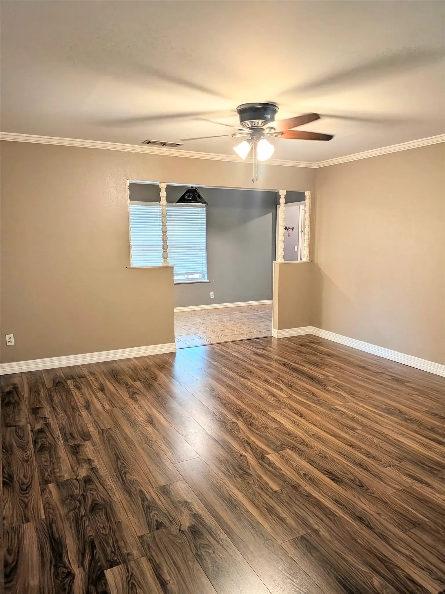 Single Family Residence For Sale in Young County , 1316 S Galloway Drive, Olney, Texas 76374, 4 Bedroom, 2 Bathroom, Garage spaces, 1,580 Sqft, built in 1975, mls#21376515, Real Estate Agent in Olney, Homes For Sale in Young county, Homes For Sale in Olney, Realtor in Olney Texas, Real Estate Brokerage Independent Realty Texas, Luminita Cordes Realtor