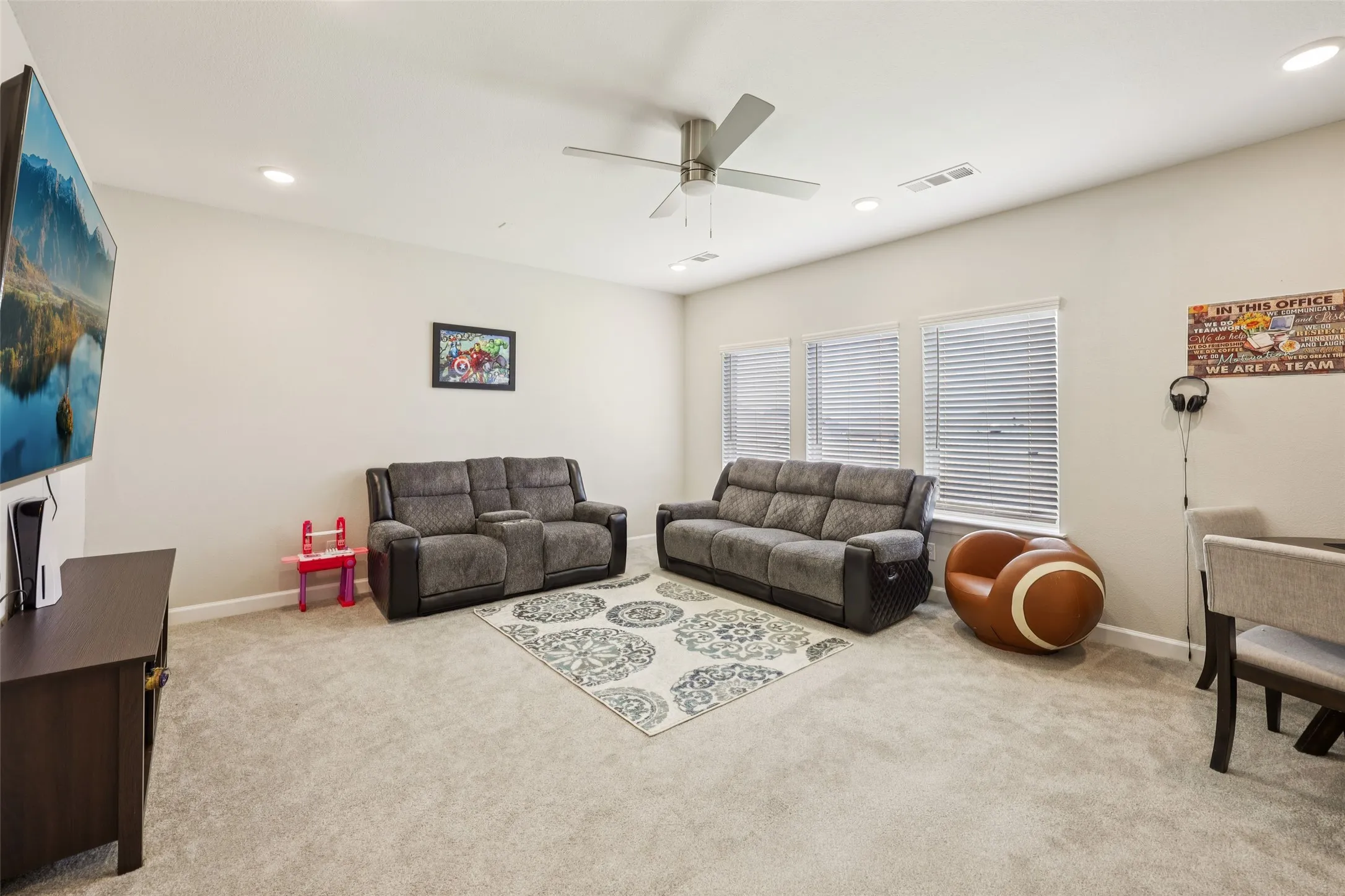 Single Family Residence For Sale in Collin County , 1330 Heavenly Place, Wylie, Texas 75098, 4 Bedroom, 4 Bathroom, 3 Garage spaces, 3,325 Sqft, built in 2021, mls#21380797, Real Estate Agent in Wylie, Homes For Sale in Collin county, Homes For Sale in Wylie, Realtor in Wylie Texas, Real Estate Brokerage Independent Realty Texas, Luminita Cordes Realtor