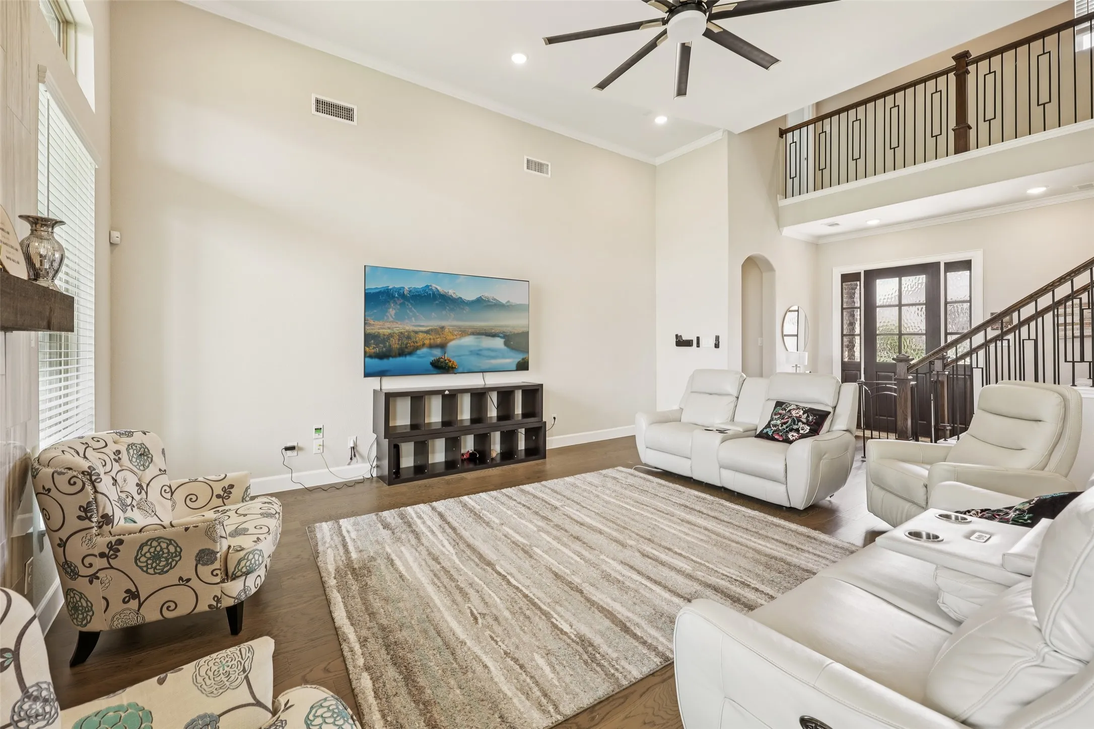Single Family Residence For Sale in Collin County , 1330 Heavenly Place, Wylie, Texas 75098, 4 Bedroom, 4 Bathroom, 3 Garage spaces, 3,325 Sqft, built in 2021, mls#21380797, Real Estate Agent in Wylie, Homes For Sale in Collin county, Homes For Sale in Wylie, Realtor in Wylie Texas, Real Estate Brokerage Independent Realty Texas, Luminita Cordes Realtor