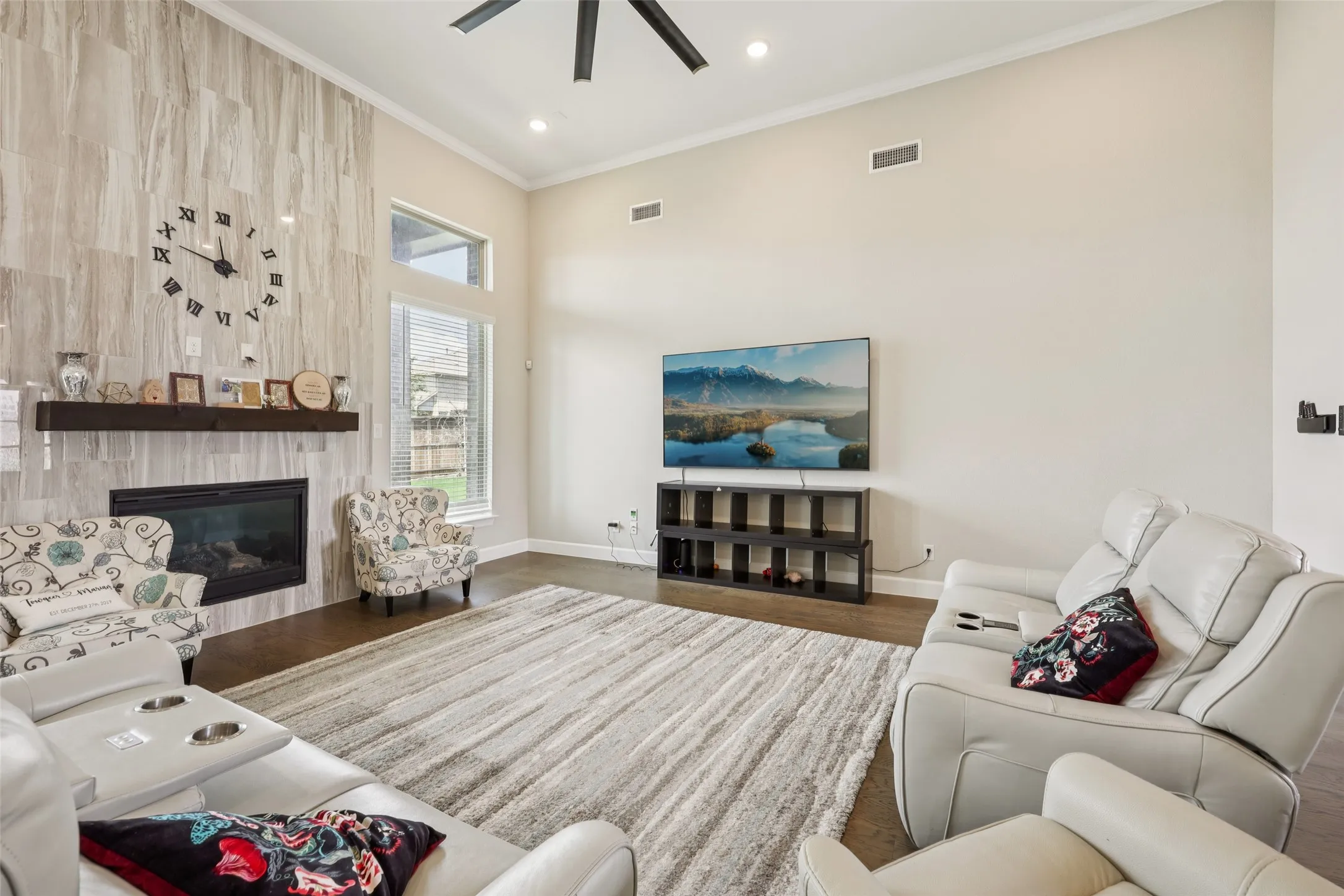 Single Family Residence For Sale in Collin County , 1330 Heavenly Place, Wylie, Texas 75098, 4 Bedroom, 4 Bathroom, 3 Garage spaces, 3,325 Sqft, built in 2021, mls#21380797, Real Estate Agent in Wylie, Homes For Sale in Collin county, Homes For Sale in Wylie, Realtor in Wylie Texas, Real Estate Brokerage Independent Realty Texas, Luminita Cordes Realtor