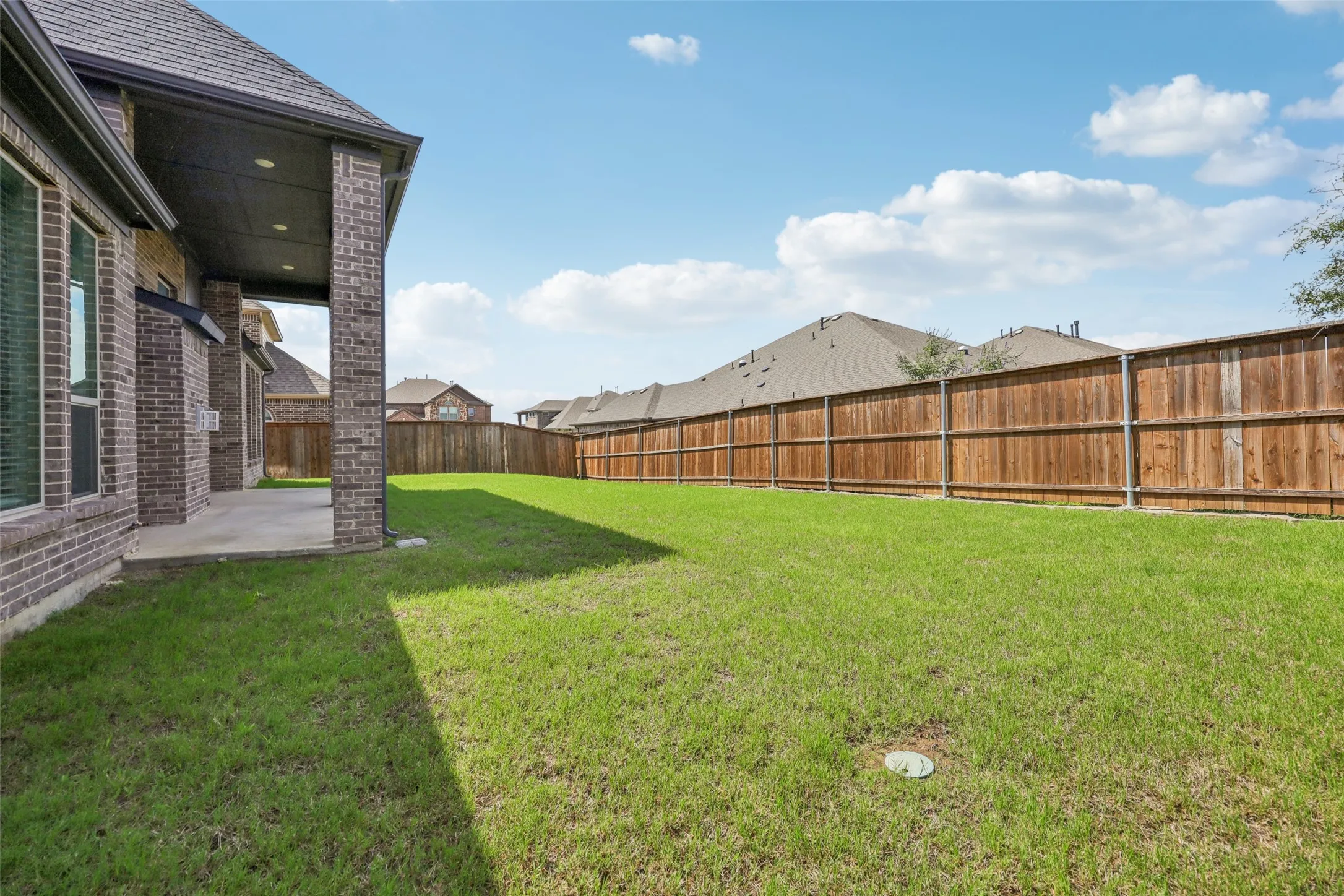 Single Family Residence For Sale in Collin County , 1330 Heavenly Place, Wylie, Texas 75098, 4 Bedroom, 4 Bathroom, 3 Garage spaces, 3,325 Sqft, built in 2021, mls#21380797, Real Estate Agent in Wylie, Homes For Sale in Collin county, Homes For Sale in Wylie, Realtor in Wylie Texas, Real Estate Brokerage Independent Realty Texas, Luminita Cordes Realtor