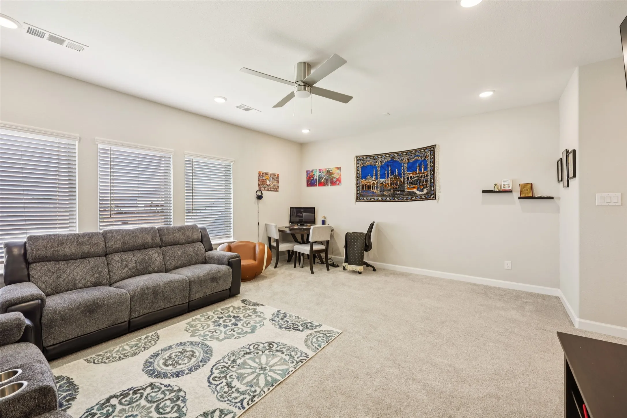 Single Family Residence For Sale in Collin County , 1330 Heavenly Place, Wylie, Texas 75098, 4 Bedroom, 4 Bathroom, 3 Garage spaces, 3,325 Sqft, built in 2021, mls#21380797, Real Estate Agent in Wylie, Homes For Sale in Collin county, Homes For Sale in Wylie, Realtor in Wylie Texas, Real Estate Brokerage Independent Realty Texas, Luminita Cordes Realtor
