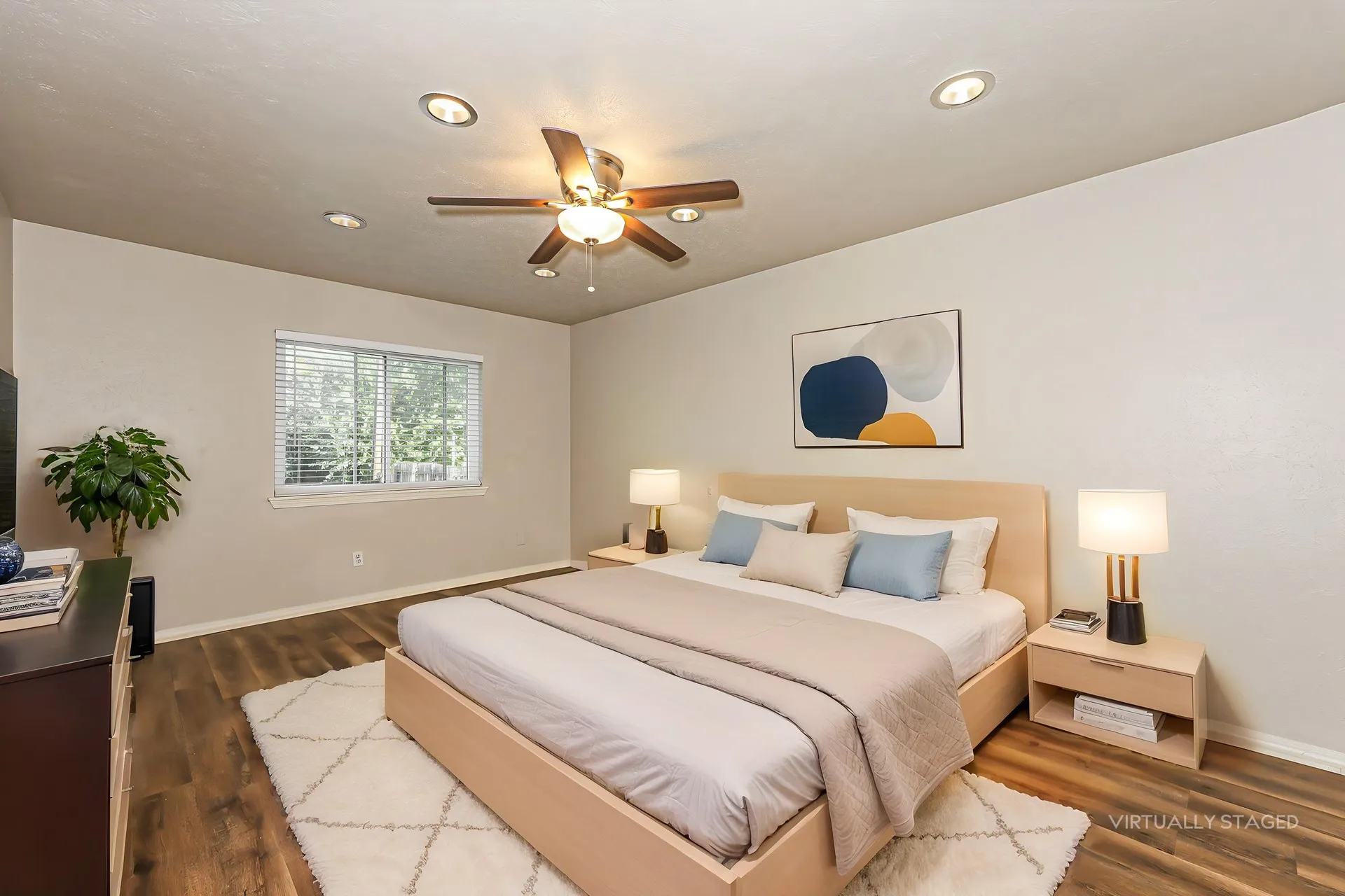 Single Family Residence For Rent in Kaufman County , 717 Redbud Drive, Forney, Texas 75126, 3 Bedroom, 2 Bathroom, 2 Garage spaces, 1,539 Sqft, built in 1983, mls#21381610, Real Estate Agent in Forney, Homes For Rent in Kaufman county, Homes For Rent in Forney, Realtor in Forney Texas, Real Estate Brokerage Independent Realty Texas, Luminita Cordes Realtor
