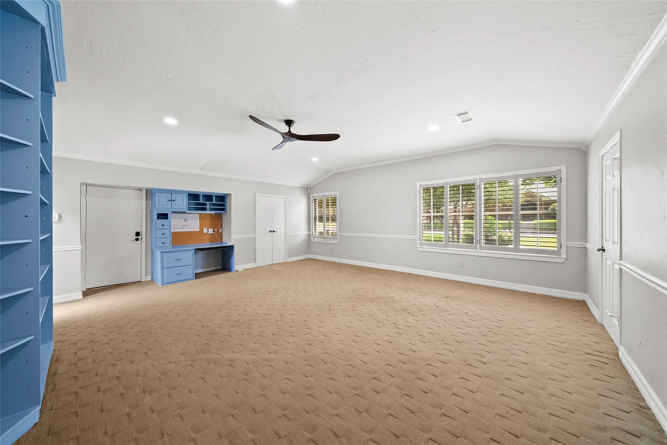 Single Family Residence For Rent in Collin County , 7105 Winding Creek Road, Dallas, Texas 75252, 3 Bedroom, 3 Bathroom, 2 Garage spaces, 2,304 Sqft, built in 1973, mls#21379649, Real Estate Agent in Dallas, Homes For Rent in Collin county, Homes For Rent in Dallas, Realtor in Dallas Texas, Real Estate Brokerage Independent Realty Texas, Luminita Cordes Realtor