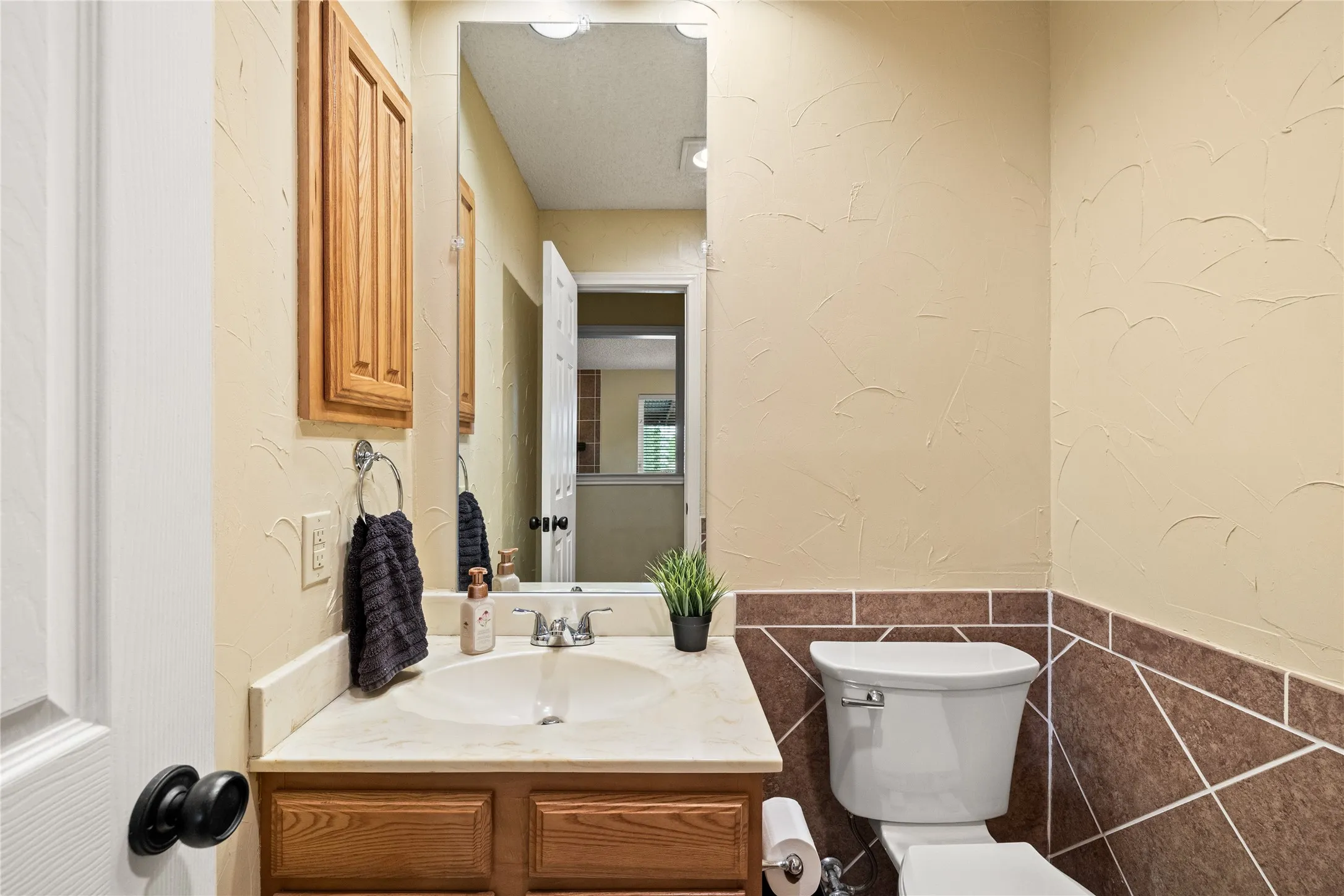 Powder room