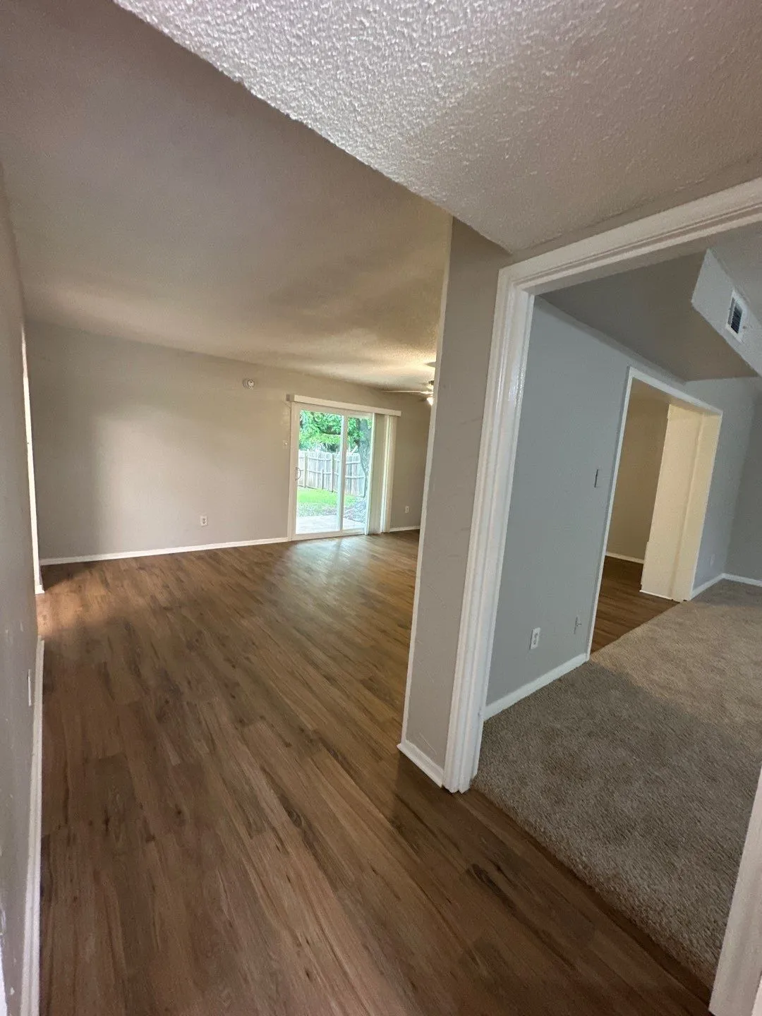 Single Family Residence For Rent in Dallas County , 1014 Tulip Trail, Mesquite, Texas 75149, 3 Bedroom, 2 Bathroom, Garage spaces, 1,771 Sqft, built in 1977, mls#21368316, Real Estate Agent in Mesquite, Homes For Rent in Dallas county, Homes For Rent in Mesquite, Realtor in Mesquite Texas, Real Estate Brokerage Independent Realty Texas, Luminita Cordes Realtor