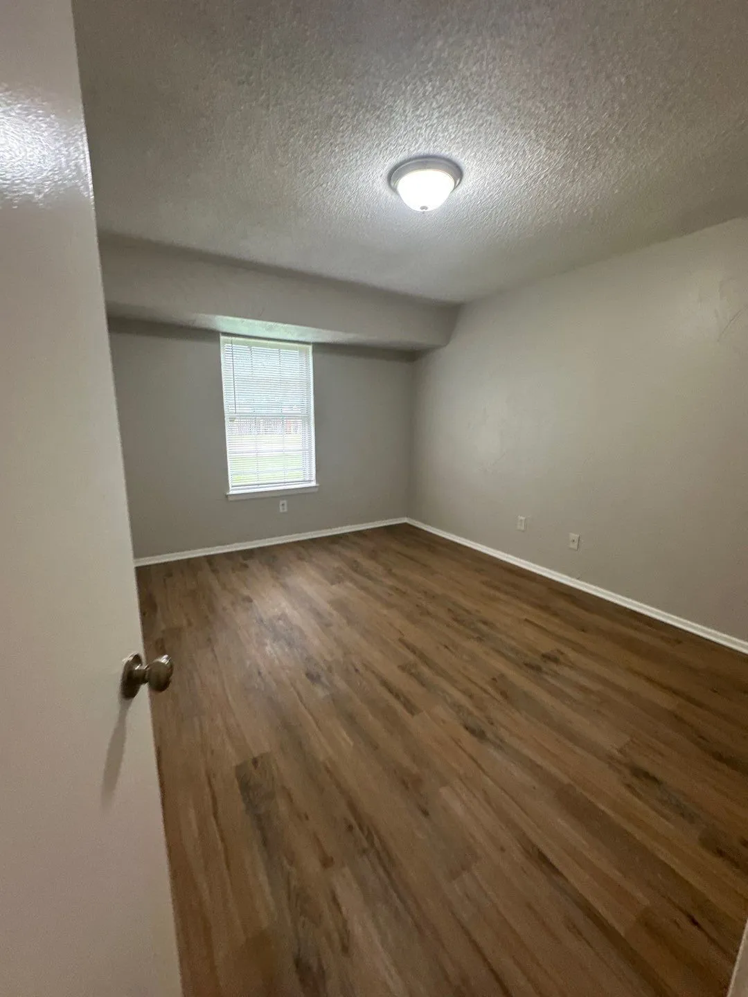Single Family Residence For Rent in Dallas County , 1014 Tulip Trail, Mesquite, Texas 75149, 3 Bedroom, 2 Bathroom, Garage spaces, 1,771 Sqft, built in 1977, mls#21368316, Real Estate Agent in Mesquite, Homes For Rent in Dallas county, Homes For Rent in Mesquite, Realtor in Mesquite Texas, Real Estate Brokerage Independent Realty Texas, Luminita Cordes Realtor