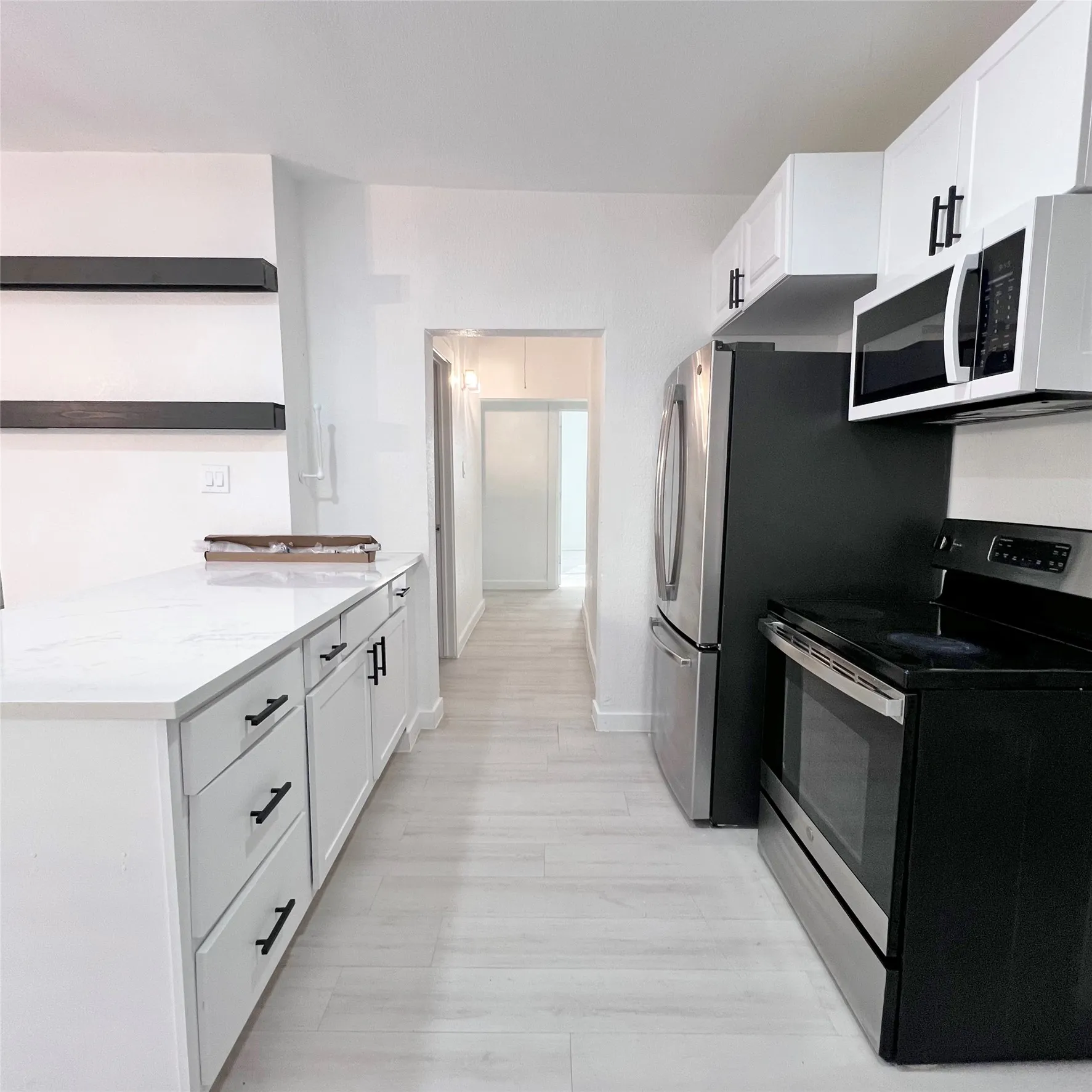 Single Family Residence For Rent in Dallas County , 1542 E Ohio Avenue, Dallas, Texas 75216, 4 Bedroom, 2 Bathroom, Garage spaces, 1,248 Sqft, built in 1925, mls#21381632, Real Estate Agent in Dallas, Homes For Rent in Dallas county, Homes For Rent in Dallas, Realtor in Dallas Texas, Real Estate Brokerage Independent Realty Texas, Luminita Cordes Realtor