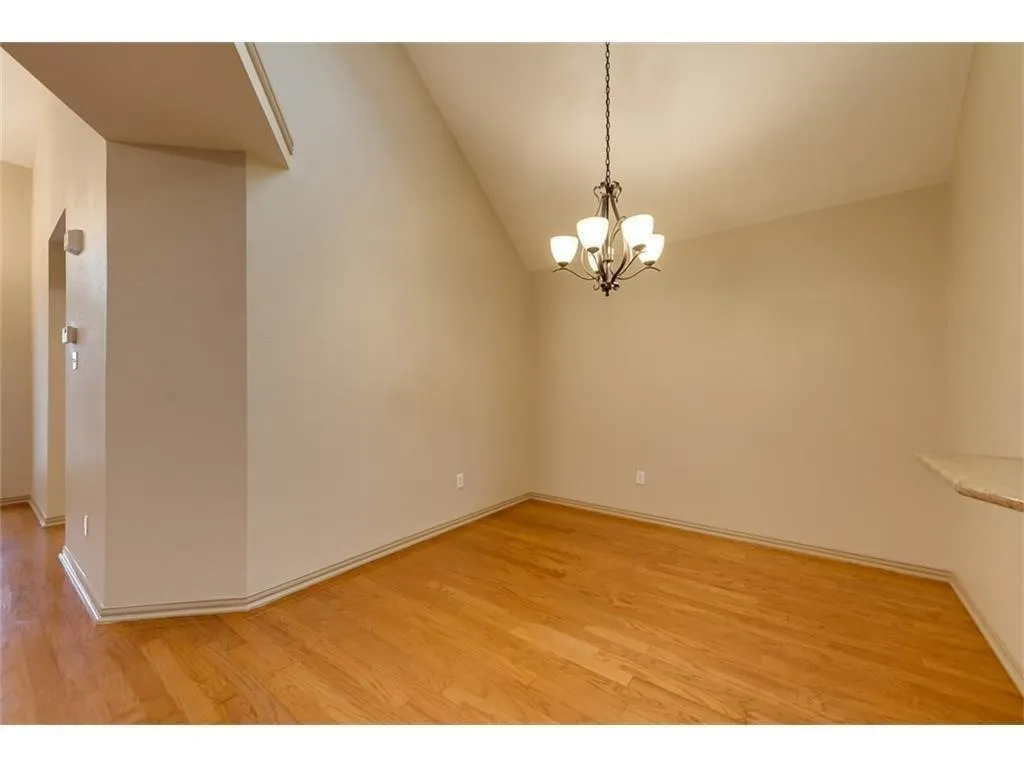 Single Family Residence For Rent in Collin County , 3032 Sawtooth Drive, Plano, Texas 75025, 3 Bedroom, 2 Bathroom, 2 Garage spaces, 1,454 Sqft, built in 1996, mls#21381623, Real Estate Agent in Plano, Homes For Rent in Collin county, Homes For Rent in Plano, Realtor in Plano Texas, Real Estate Brokerage Independent Realty Texas, Luminita Cordes Realtor