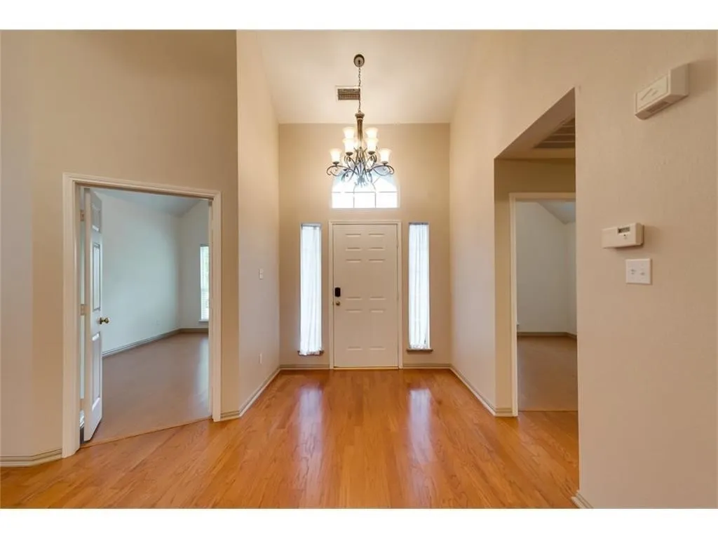 Single Family Residence For Rent in Collin County , 3032 Sawtooth Drive, Plano, Texas 75025, 3 Bedroom, 2 Bathroom, 2 Garage spaces, 1,454 Sqft, built in 1996, mls#21381623, Real Estate Agent in Plano, Homes For Rent in Collin county, Homes For Rent in Plano, Realtor in Plano Texas, Real Estate Brokerage Independent Realty Texas, Luminita Cordes Realtor