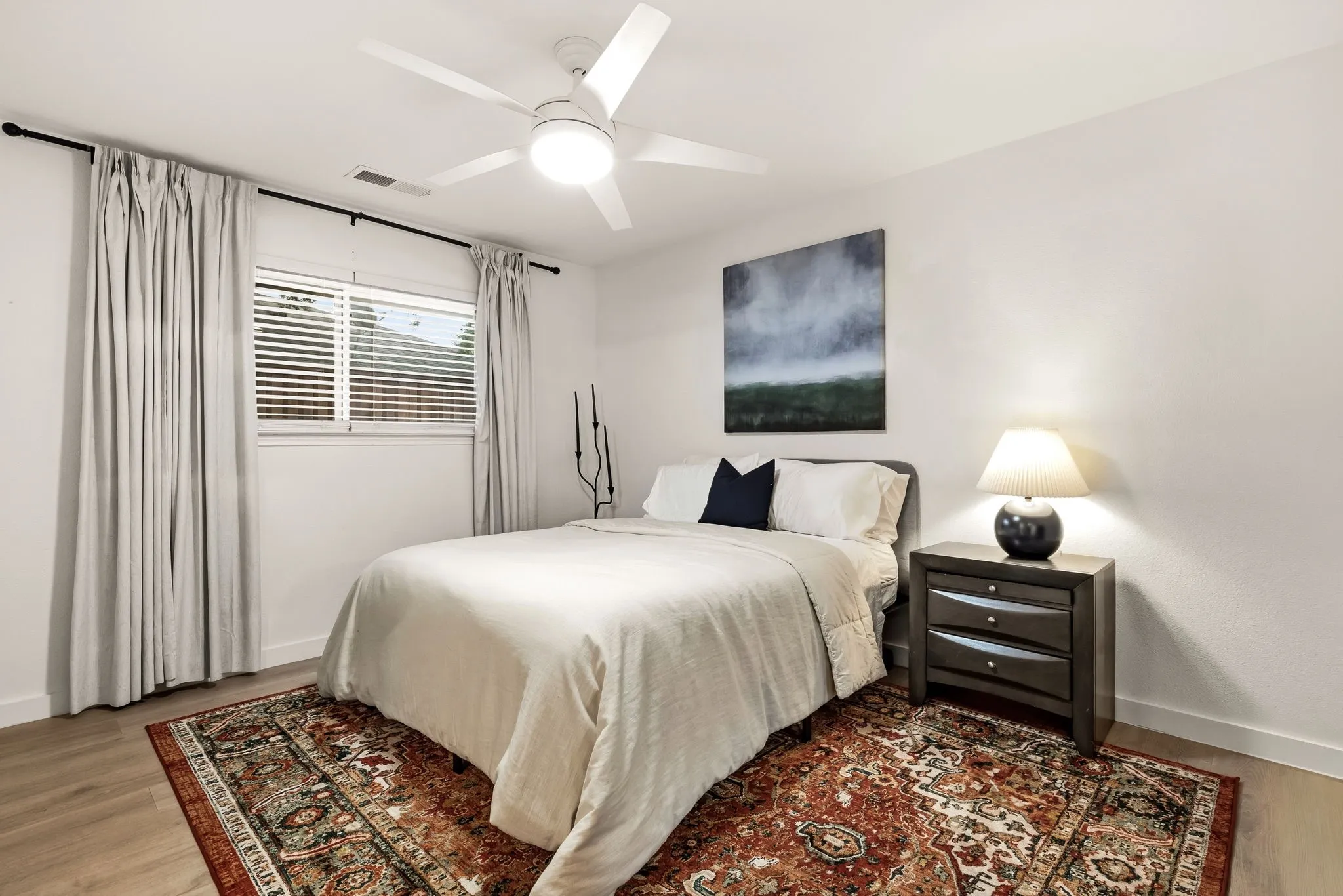 Single Family Residence For Sale in Dallas County , 7429 Tangleglen Drive, Dallas, Texas 75248, 4 Bedroom, 4 Bathroom, 2 Garage spaces, 2,491 Sqft, built in 1968, mls#21381055, Real Estate Agent in Dallas, Homes For Sale in Dallas county, Homes For Sale in Dallas, Realtor in Dallas Texas, Real Estate Brokerage Independent Realty Texas, Luminita Cordes Realtor