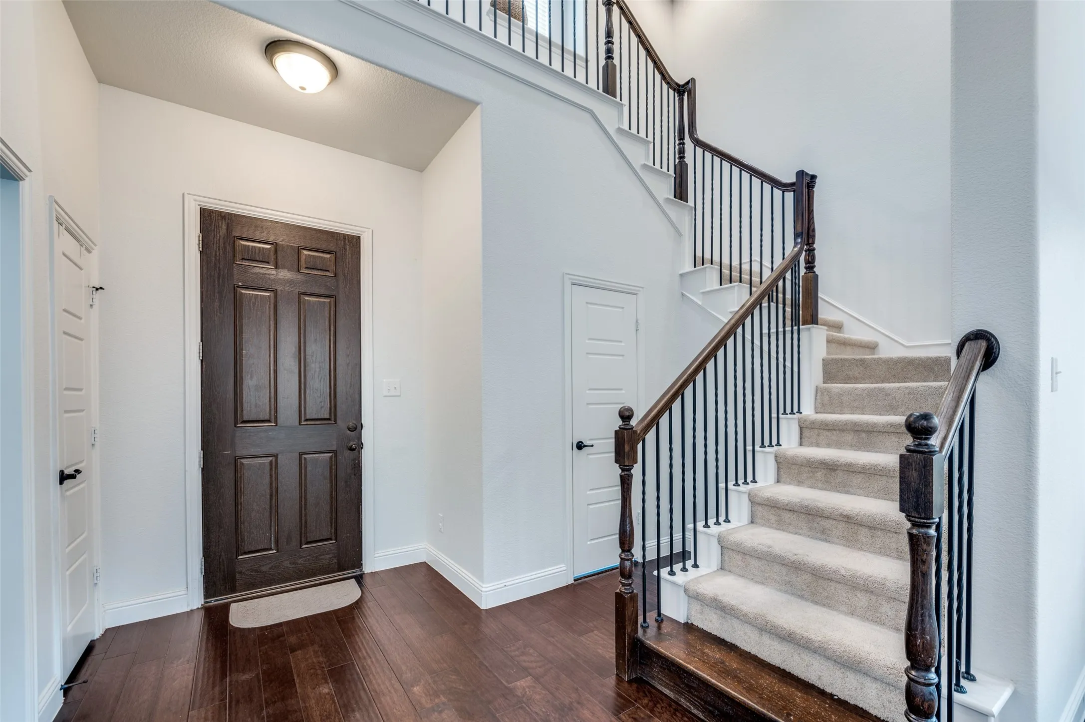 Single Family Residence For Rent in Tarrant County , 7213 W Nirvana Circle, North Richland Hills, Texas 76182, 4 Bedroom, 3 Bathroom, 2 Garage spaces, 2,875 Sqft, built in 2017, mls#21381566, Real Estate Agent in North Richland Hills, Homes For Rent in Tarrant county, Homes For Rent in North Richland Hills, Realtor in North Richland Hills Texas, Real Estate Brokerage Independent Realty Texas, Luminita Cordes Realtor