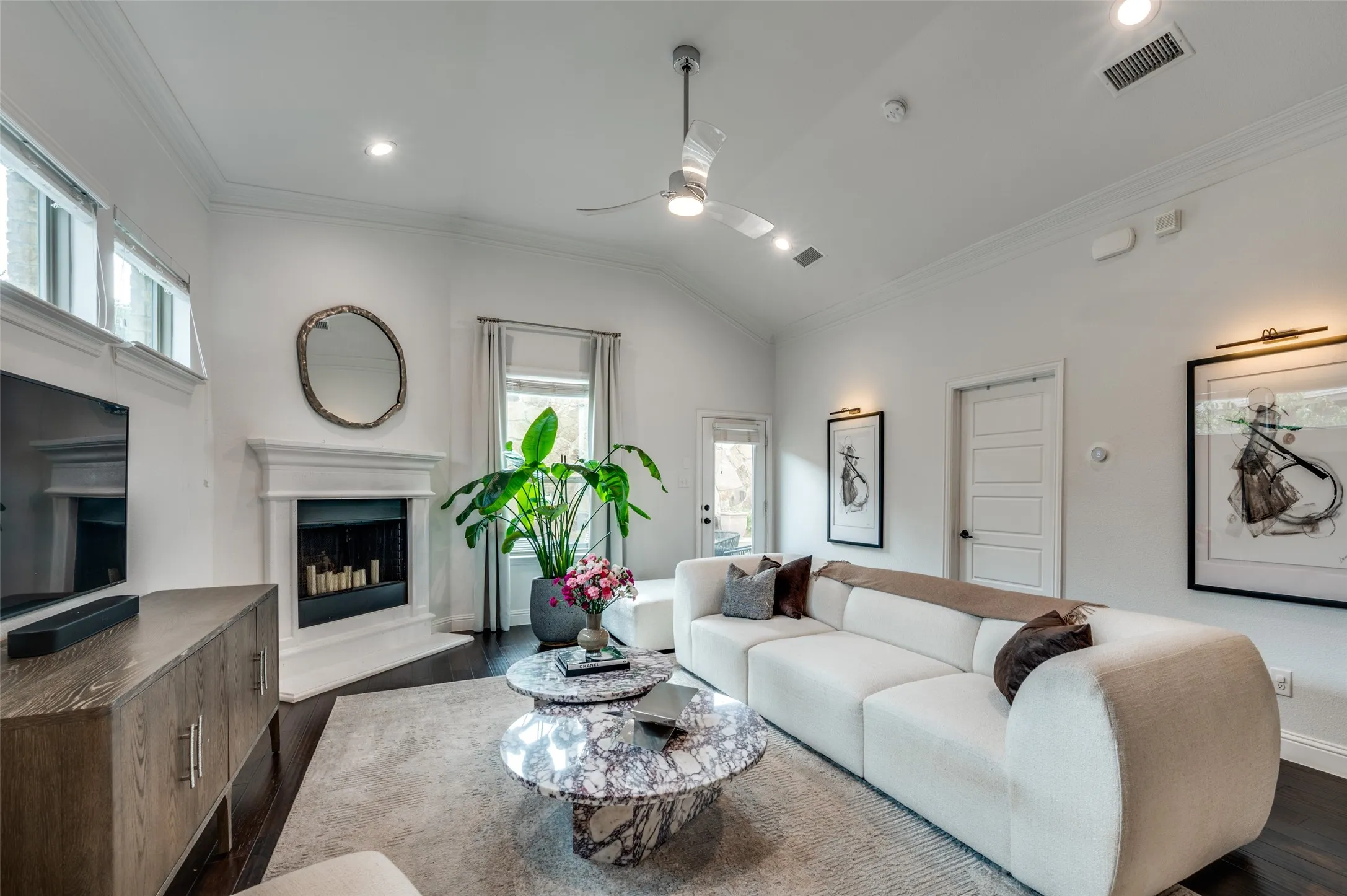 Single Family Residence For Rent in Tarrant County , 7213 W Nirvana Circle, North Richland Hills, Texas 76182, 4 Bedroom, 3 Bathroom, 2 Garage spaces, 2,875 Sqft, built in 2017, mls#21381566, Real Estate Agent in North Richland Hills, Homes For Rent in Tarrant county, Homes For Rent in North Richland Hills, Realtor in North Richland Hills Texas, Real Estate Brokerage Independent Realty Texas, Luminita Cordes Realtor