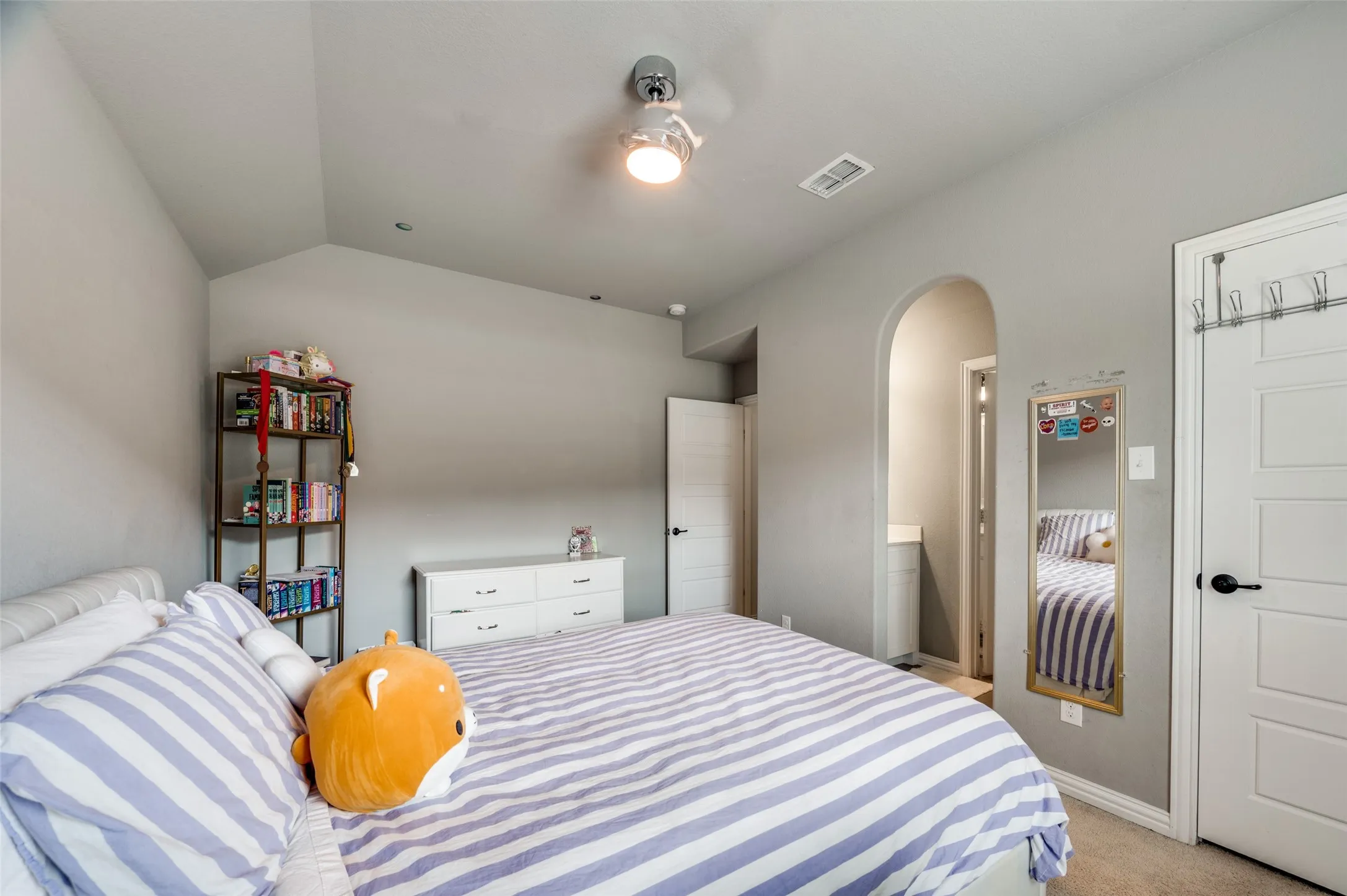 Single Family Residence For Rent in Tarrant County , 7213 W Nirvana Circle, North Richland Hills, Texas 76182, 4 Bedroom, 3 Bathroom, 2 Garage spaces, 2,875 Sqft, built in 2017, mls#21381566, Real Estate Agent in North Richland Hills, Homes For Rent in Tarrant county, Homes For Rent in North Richland Hills, Realtor in North Richland Hills Texas, Real Estate Brokerage Independent Realty Texas, Luminita Cordes Realtor