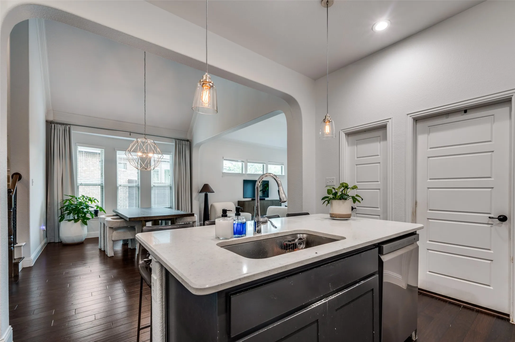 Single Family Residence For Rent in Tarrant County , 7213 W Nirvana Circle, North Richland Hills, Texas 76182, 4 Bedroom, 3 Bathroom, 2 Garage spaces, 2,875 Sqft, built in 2017, mls#21381566, Real Estate Agent in North Richland Hills, Homes For Rent in Tarrant county, Homes For Rent in North Richland Hills, Realtor in North Richland Hills Texas, Real Estate Brokerage Independent Realty Texas, Luminita Cordes Realtor