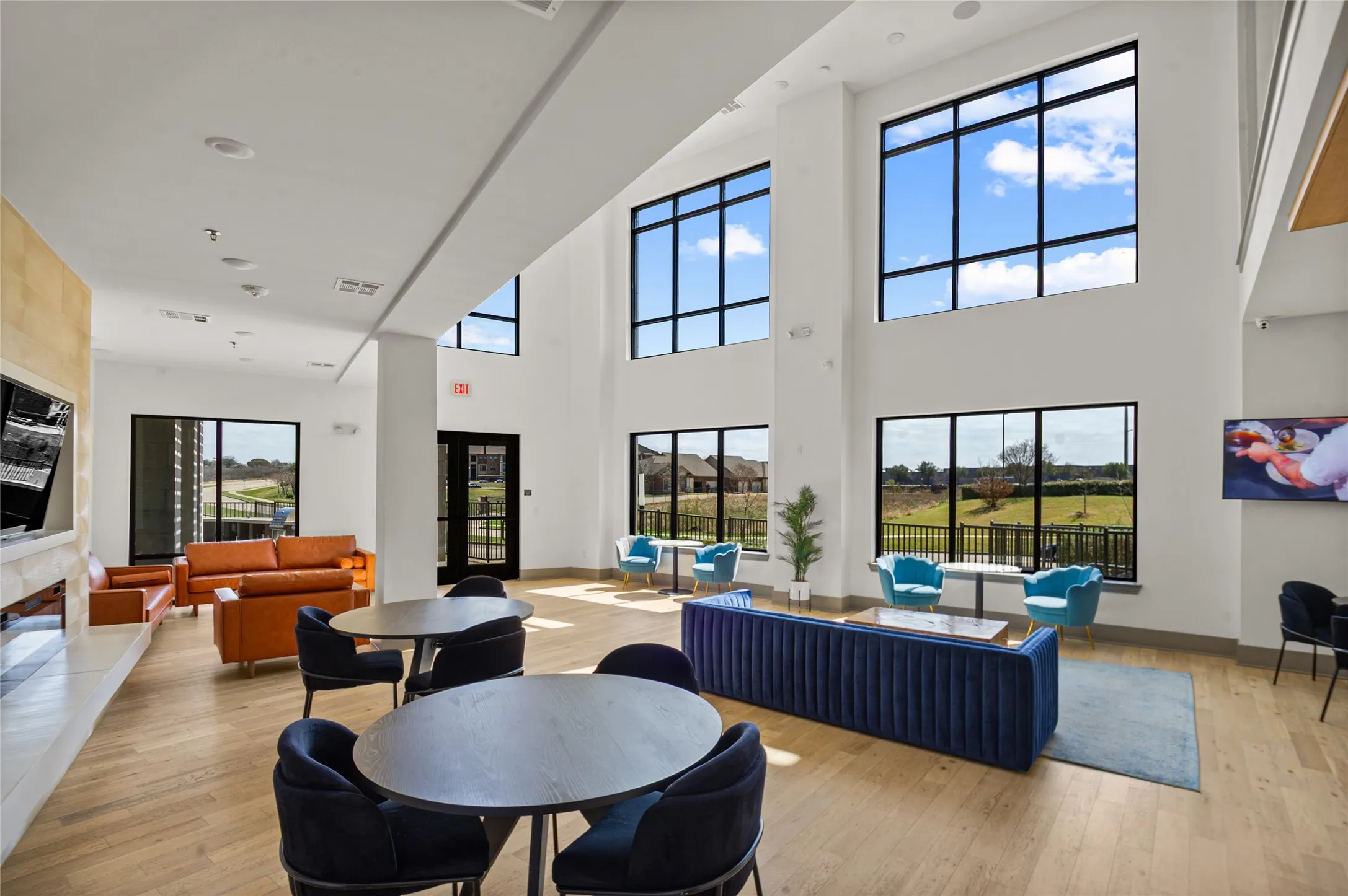 Condominium For Rent in Denton County , 2700 Old Denton Road 3318, Carrollton, Texas 75007, 2 Bedroom, 2 Bathroom, 2 Garage spaces, 1,025 Sqft, built in 2022, mls#21381644, Real Estate Agent in Carrollton, Homes For Rent in Denton county, Homes For Rent in Carrollton, Realtor in Carrollton Texas, Real Estate Brokerage Independent Realty Texas, Luminita Cordes Realtor