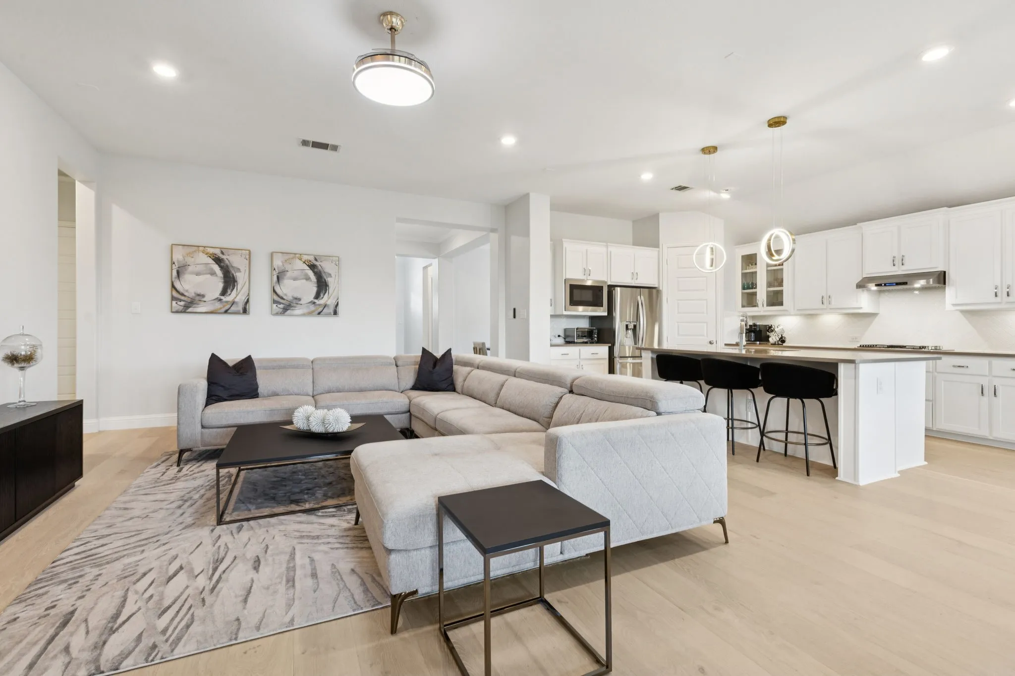 Single Family Residence For Sale in Collin County , 3009 Charles Drive, Wylie, Texas 75098, 4 Bedroom, 3 Bathroom, 3 Garage spaces, 2,498 Sqft, built in 2018, mls#21381334, Real Estate Agent in Wylie, Homes For Sale in Collin county, Homes For Sale in Wylie, Realtor in Wylie Texas, Real Estate Brokerage Independent Realty Texas, Luminita Cordes Realtor