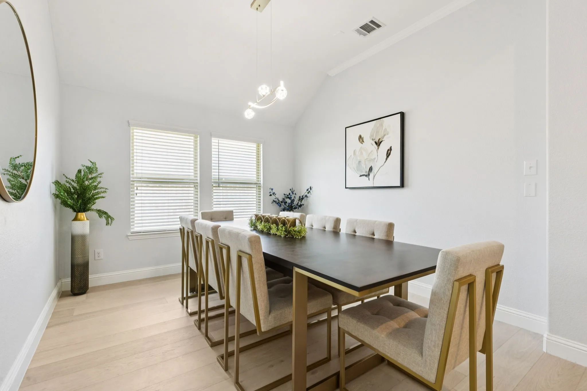 Single Family Residence For Sale in Collin County , 3009 Charles Drive, Wylie, Texas 75098, 4 Bedroom, 3 Bathroom, 3 Garage spaces, 2,498 Sqft, built in 2018, mls#21381334, Real Estate Agent in Wylie, Homes For Sale in Collin county, Homes For Sale in Wylie, Realtor in Wylie Texas, Real Estate Brokerage Independent Realty Texas, Luminita Cordes Realtor