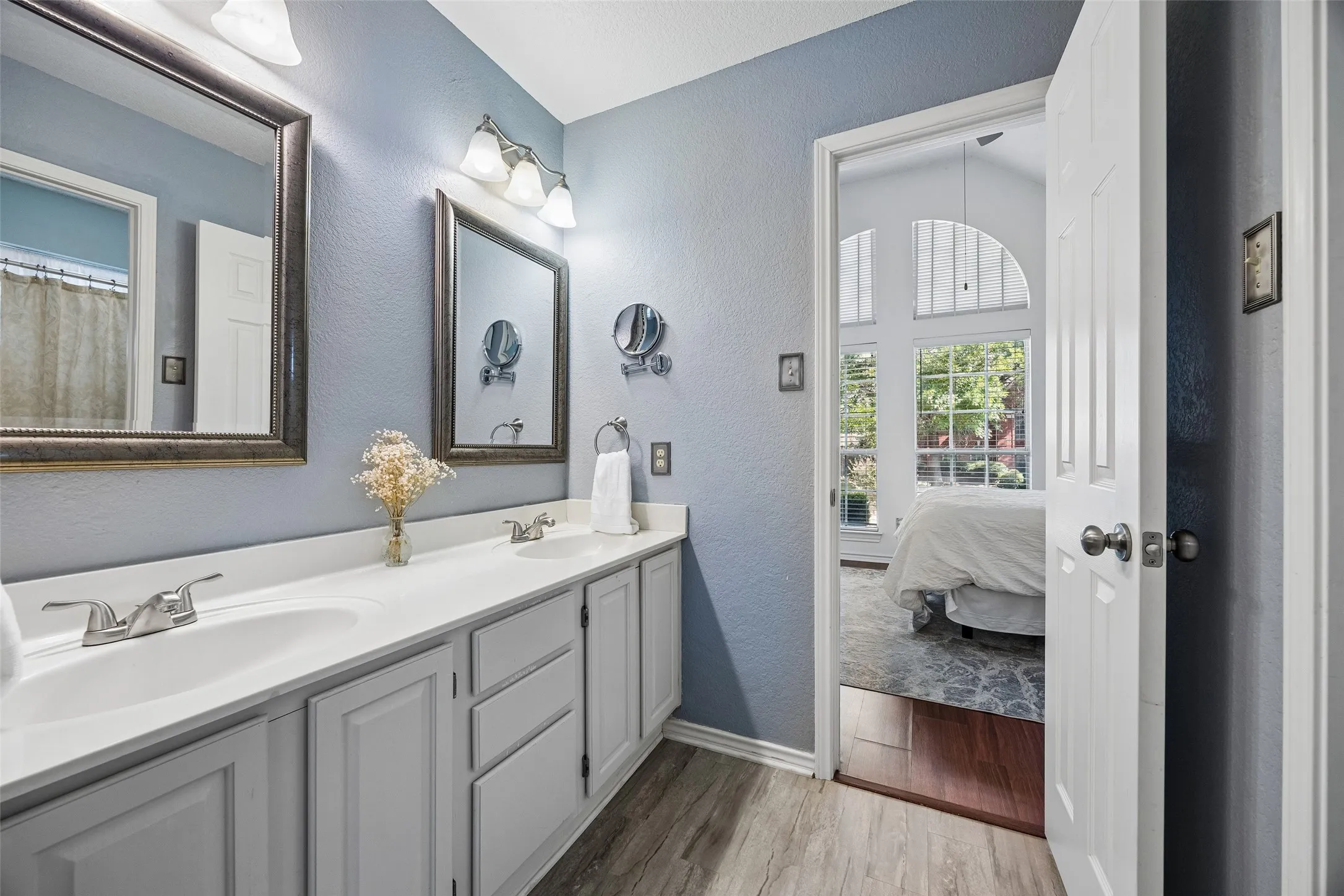Single Family Residence For Sale in Collin County , 2024 Antwerp Avenue, Plano, Texas 75025, 4 Bedroom, 3 Bathroom, 2 Garage spaces, 2,612 Sqft, built in 1989, mls#21380757, Real Estate Agent in Plano, Homes For Sale in Collin county, Homes For Sale in Plano, Realtor in Plano Texas, Real Estate Brokerage Independent Realty Texas, Luminita Cordes Realtor