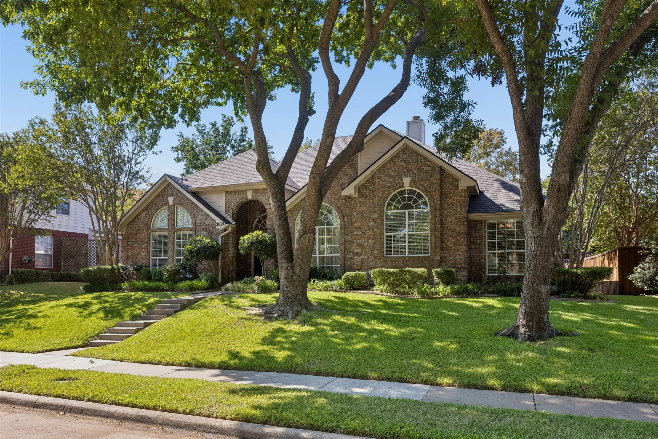 Single Family Residence For Sale in Collin County , 2024 Antwerp Avenue, Plano, Texas 75025, 4 Bedroom, 3 Bathroom, 2 Garage spaces, 2,612 Sqft, built in 1989, mls#21380757, Real Estate Agent in Plano, Homes For Sale in Collin county, Homes For Sale in Plano, Realtor in Plano Texas, Real Estate Brokerage Independent Realty Texas, Luminita Cordes Realtor