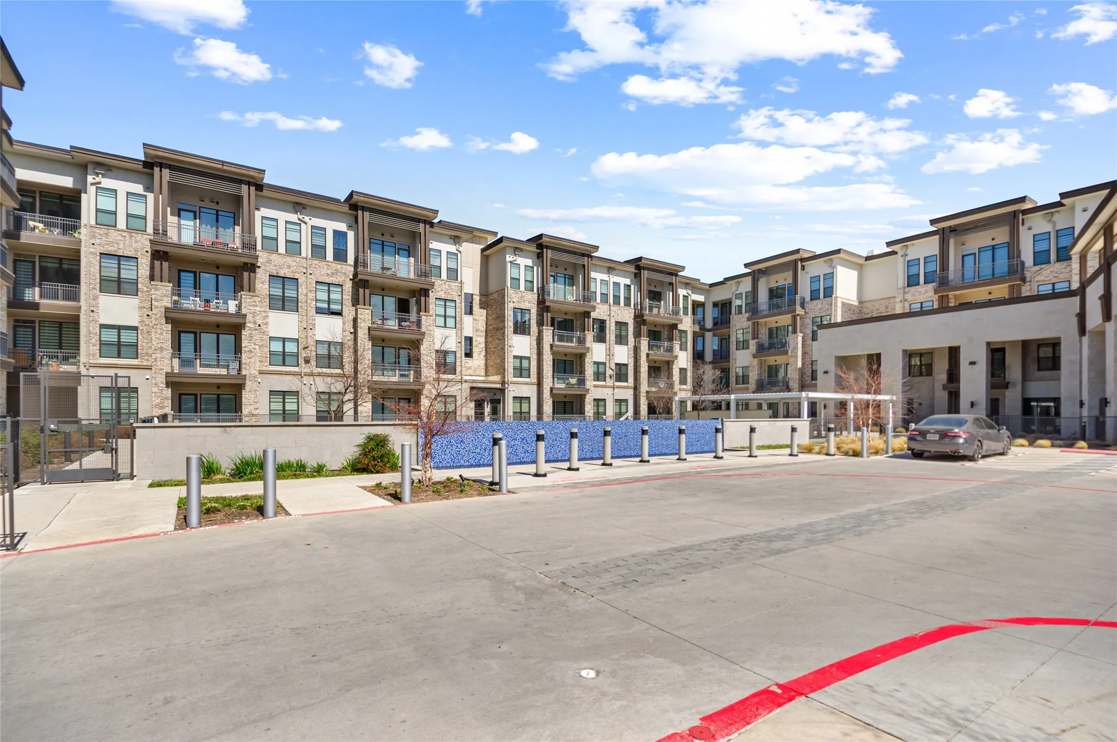 Condominium For Sale in Dallas County , 2700 Old Denton Road 3318, Carrollton, Texas 75007, 2 Bedroom, 2 Bathroom, Garage spaces, 1,025 Sqft, built in 2023, mls#21381658, Real Estate Agent in Carrollton, Homes For Sale in Dallas county, Homes For Sale in Carrollton, Realtor in Carrollton Texas, Real Estate Brokerage Independent Realty Texas, Luminita Cordes Realtor