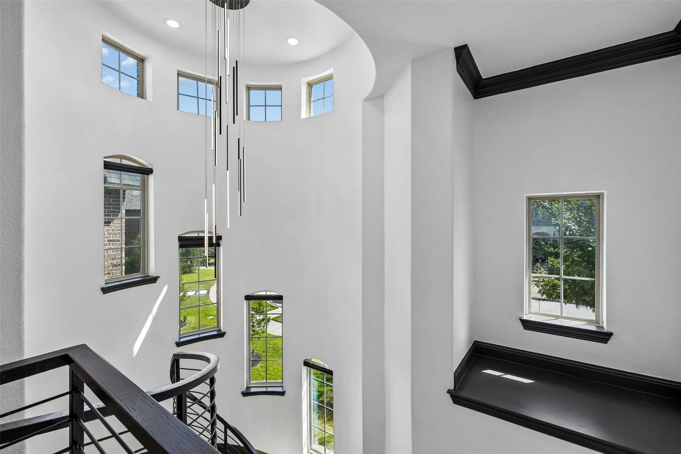 Single Family Residence For Sale in Dallas County , 3611 Crosby Street, Irving, Texas 75038, 3 Bedroom, 4 Bathroom, 2 Garage spaces, 2,784 Sqft, built in 2016, mls#21380682, Real Estate Agent in Irving, Homes For Sale in Dallas county, Homes For Sale in Irving, Realtor in Irving Texas, Real Estate Brokerage Independent Realty Texas, Luminita Cordes Realtor