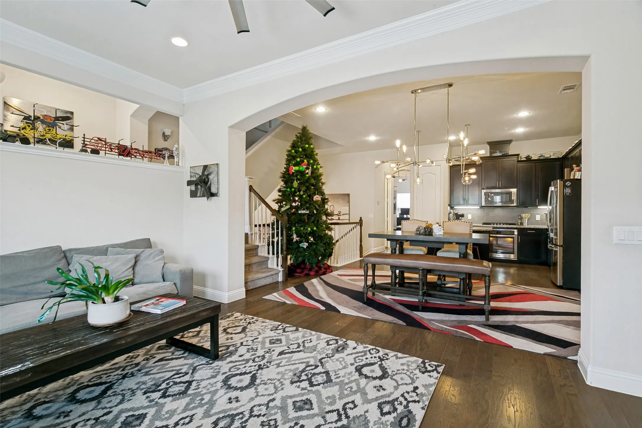 Townhouse For Sale in Denton County , 2662 Sherwood Drive, Lewisville, Texas 75067, 4 Bedroom, 3 Bathroom, 2 Garage spaces, 2,753 Sqft, built in 2015, mls#21371149, Real Estate Agent in Lewisville, Homes For Sale in Denton county, Homes For Sale in Lewisville, Realtor in Lewisville Texas, Real Estate Brokerage Independent Realty Texas, Luminita Cordes Realtor