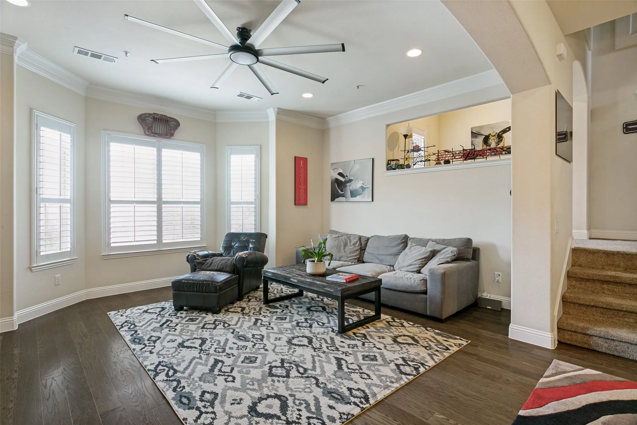 Townhouse For Sale in Denton County , 2662 Sherwood Drive, Lewisville, Texas 75067, 4 Bedroom, 3 Bathroom, 2 Garage spaces, 2,753 Sqft, built in 2015, mls#21371149, Real Estate Agent in Lewisville, Homes For Sale in Denton county, Homes For Sale in Lewisville, Realtor in Lewisville Texas, Real Estate Brokerage Independent Realty Texas, Luminita Cordes Realtor