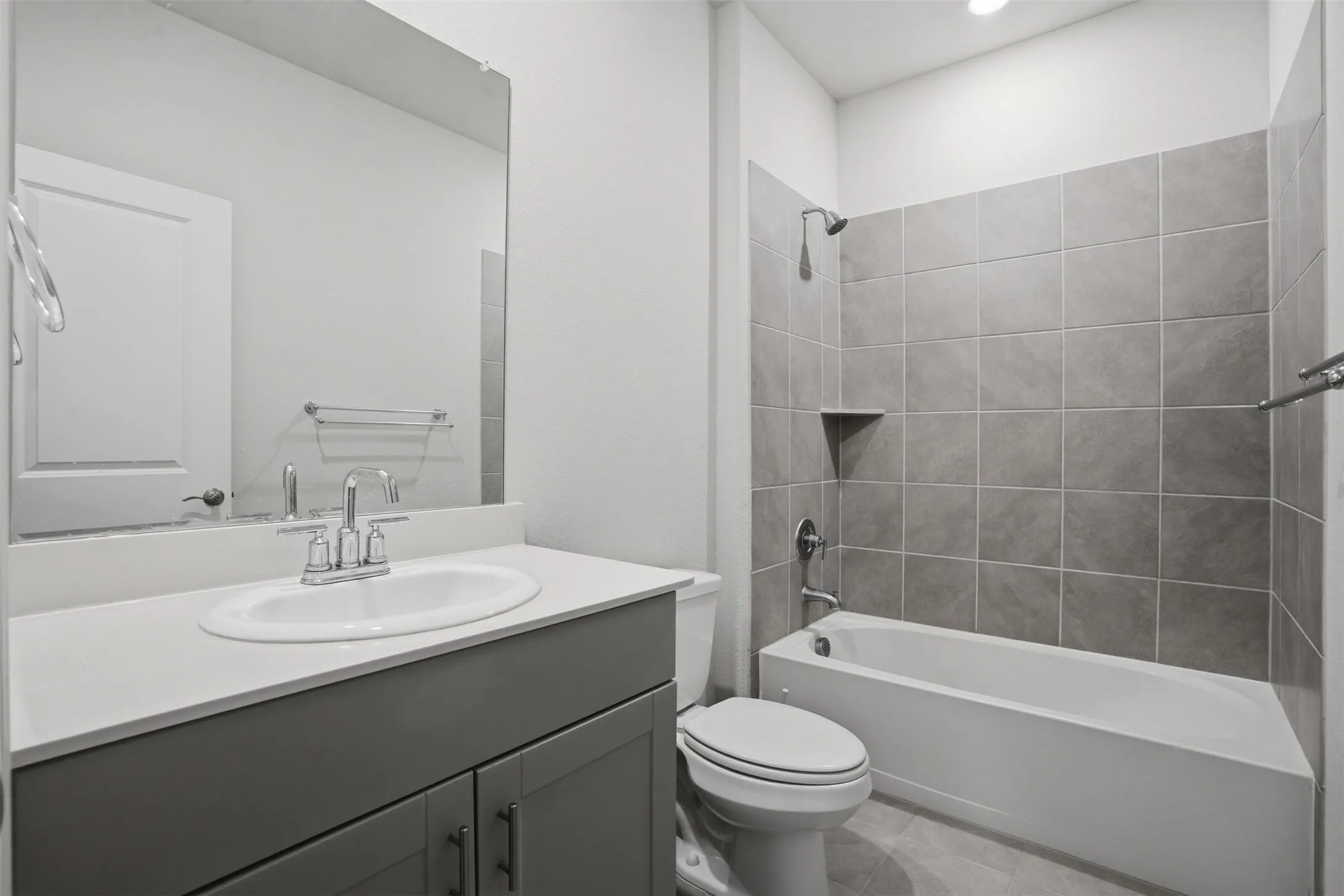 Single Family Residence For Rent in Hunt County , 3253 Cumby Drive, Royse City, Texas 75189, 5 Bedroom, 3 Bathroom, 2 Garage spaces, 3,047 Sqft, built in 2021, mls#21381580, Real Estate Agent in Royse City, Homes For Rent in Hunt county, Homes For Rent in Royse City, Realtor in Royse City Texas, Real Estate Brokerage Independent Realty Texas, Luminita Cordes Realtor