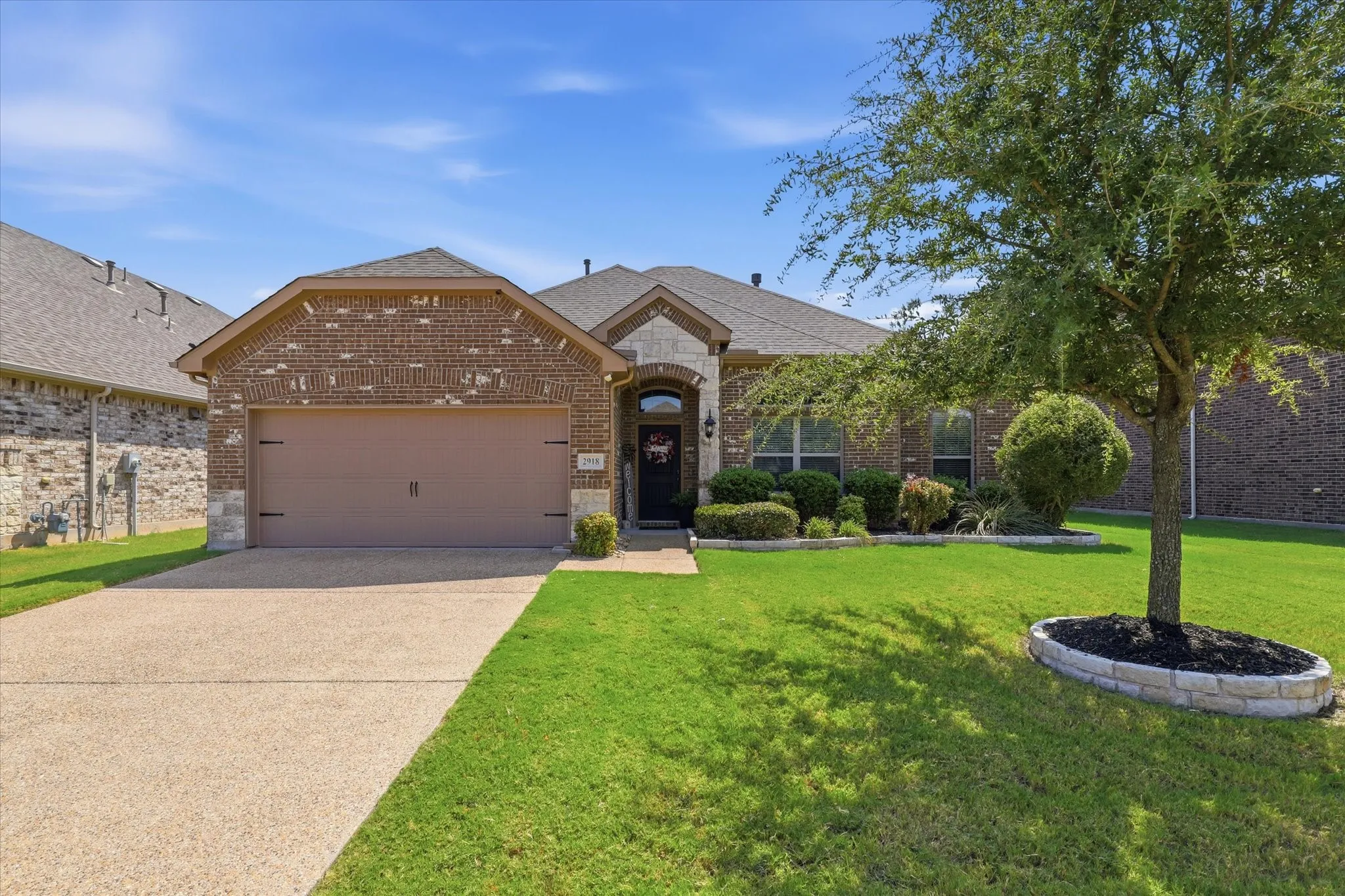 Single Family Residence For Sale in Collin County , 2918 Winchester Avenue, Melissa, Texas 75454, 3 Bedroom, 2 Bathroom, 2 Garage spaces, 1,878 Sqft, built in 2017, mls#21381095, Real Estate Agent in Melissa, Homes For Sale in Collin county, Homes For Sale in Melissa, Realtor in Melissa Texas, Real Estate Brokerage Independent Realty Texas, Luminita Cordes Realtor