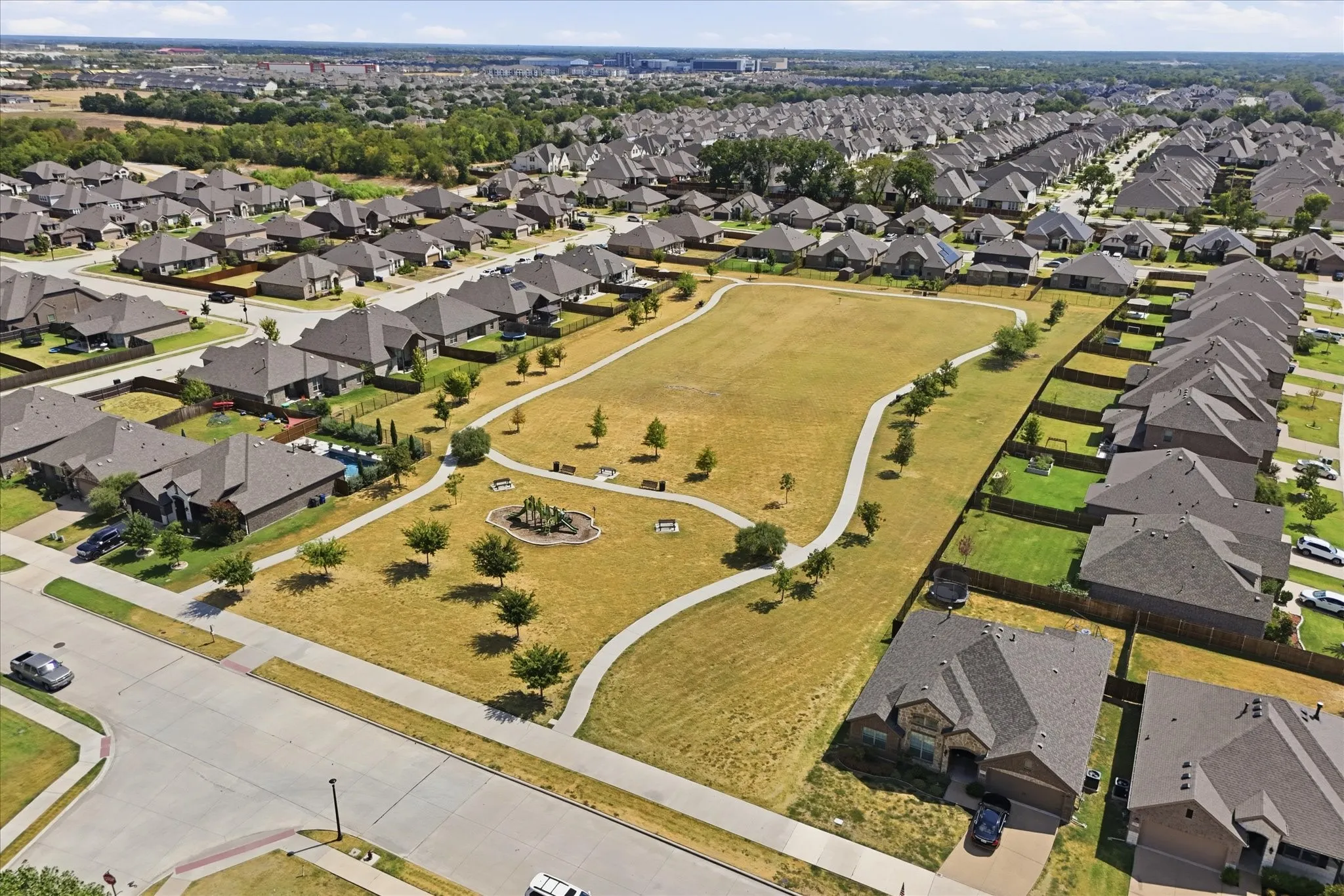 Single Family Residence For Sale in Collin County , 2918 Winchester Avenue, Melissa, Texas 75454, 3 Bedroom, 2 Bathroom, 2 Garage spaces, 1,878 Sqft, built in 2017, mls#21381095, Real Estate Agent in Melissa, Homes For Sale in Collin county, Homes For Sale in Melissa, Realtor in Melissa Texas, Real Estate Brokerage Independent Realty Texas, Luminita Cordes Realtor