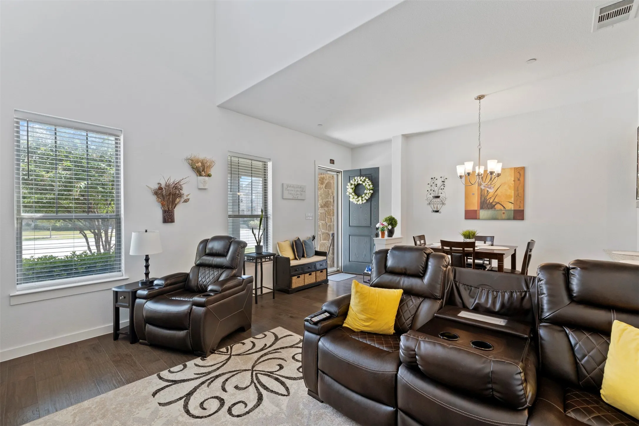 Townhouse For Sale in Tarrant County , 6521 Iron Horse Boulevard, North Richland Hills, Texas 76180, 2 Bedroom, 3 Bathroom, 2 Garage spaces, 1,476 Sqft, built in 2020, mls#21380367, Real Estate Agent in North Richland Hills, Homes For Sale in Tarrant county, Homes For Sale in North Richland Hills, Realtor in North Richland Hills Texas, Real Estate Brokerage Independent Realty Texas, Luminita Cordes Realtor