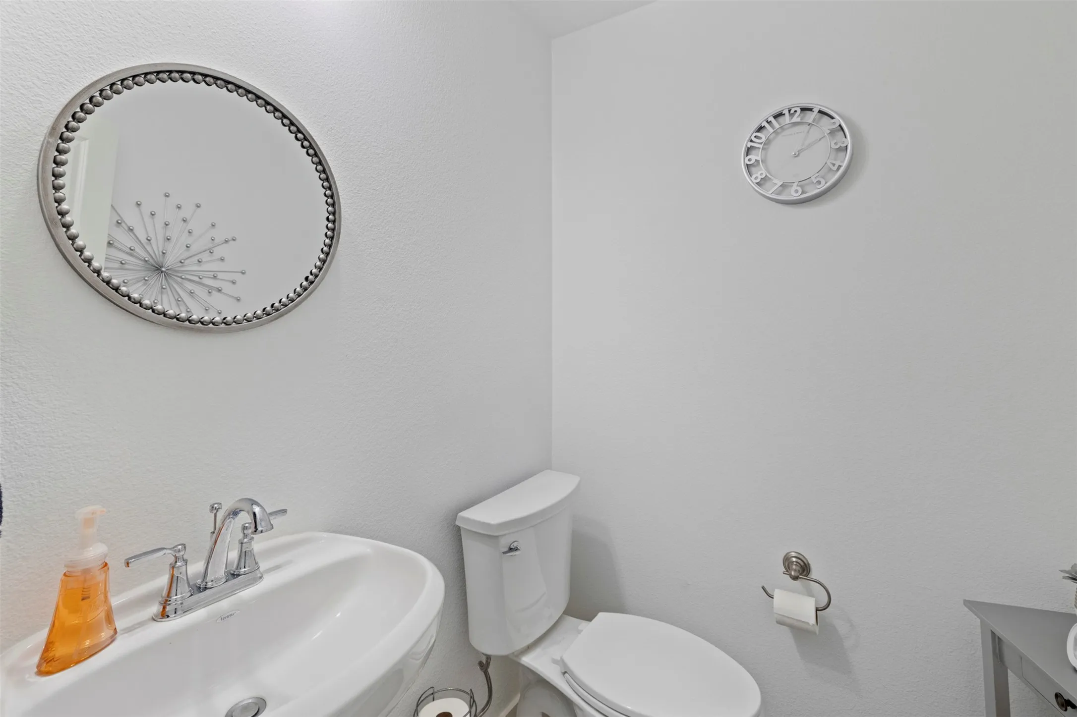 Townhouse For Sale in Tarrant County , 6521 Iron Horse Boulevard, North Richland Hills, Texas 76180, 2 Bedroom, 3 Bathroom, 2 Garage spaces, 1,476 Sqft, built in 2020, mls#21380367, Real Estate Agent in North Richland Hills, Homes For Sale in Tarrant county, Homes For Sale in North Richland Hills, Realtor in North Richland Hills Texas, Real Estate Brokerage Independent Realty Texas, Luminita Cordes Realtor