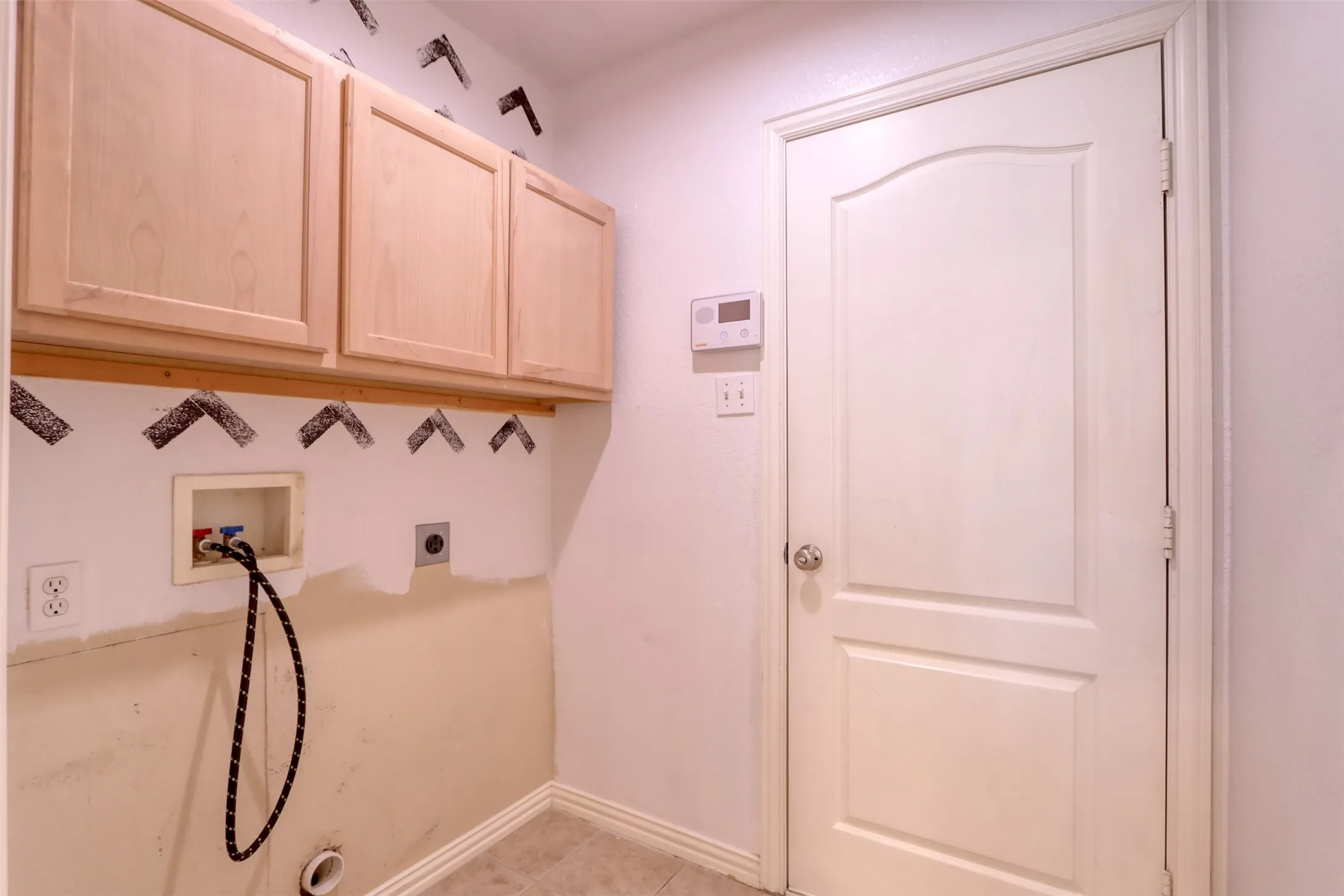 Single Family Residence For Rent in Ellis County , 6218 Cynthia Drive, Midlothian, Texas 76065, 4 Bedroom, 2 Bathroom, 2 Garage spaces, 1,666 Sqft, built in 2003, mls#21381675, Real Estate Agent in Midlothian, Homes For Rent in Ellis county, Homes For Rent in Midlothian, Realtor in Midlothian Texas, Real Estate Brokerage Independent Realty Texas, Luminita Cordes Realtor