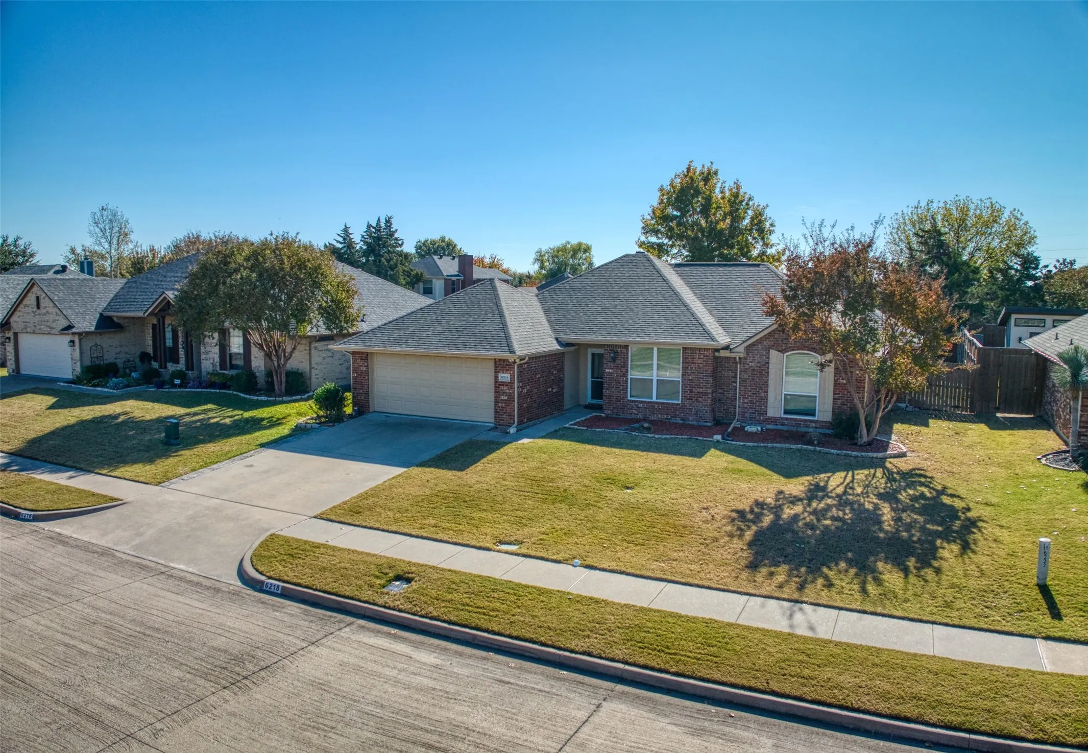 Single Family Residence For Rent in Ellis County , 6218 Cynthia Drive, Midlothian, Texas 76065, 4 Bedroom, 2 Bathroom, 2 Garage spaces, 1,666 Sqft, built in 2003, mls#21381675, Real Estate Agent in Midlothian, Homes For Rent in Ellis county, Homes For Rent in Midlothian, Realtor in Midlothian Texas, Real Estate Brokerage Independent Realty Texas, Luminita Cordes Realtor