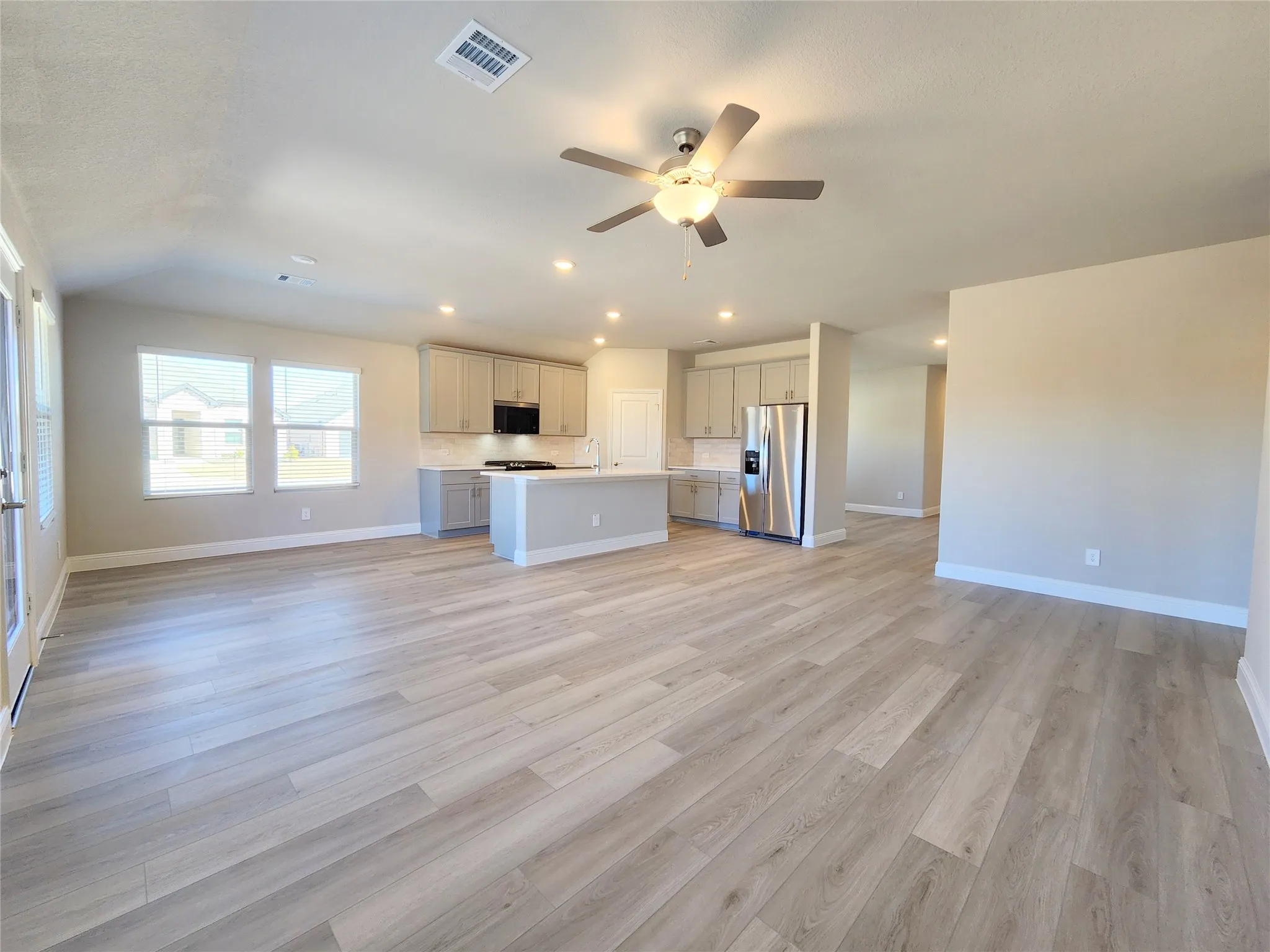 Single Family Residence For Rent in Collin County , 812 Martell Road, Lowry Crossing, Texas 75069, 4 Bedroom, 3 Bathroom, 2 Garage spaces, 2,270 Sqft, built in 2025, mls#21381679, Real Estate Agent in Lowry Crossing, Homes For Rent in Collin county, Homes For Rent in Lowry Crossing, Realtor in Lowry Crossing Texas, Real Estate Brokerage Independent Realty Texas, Luminita Cordes Realtor
