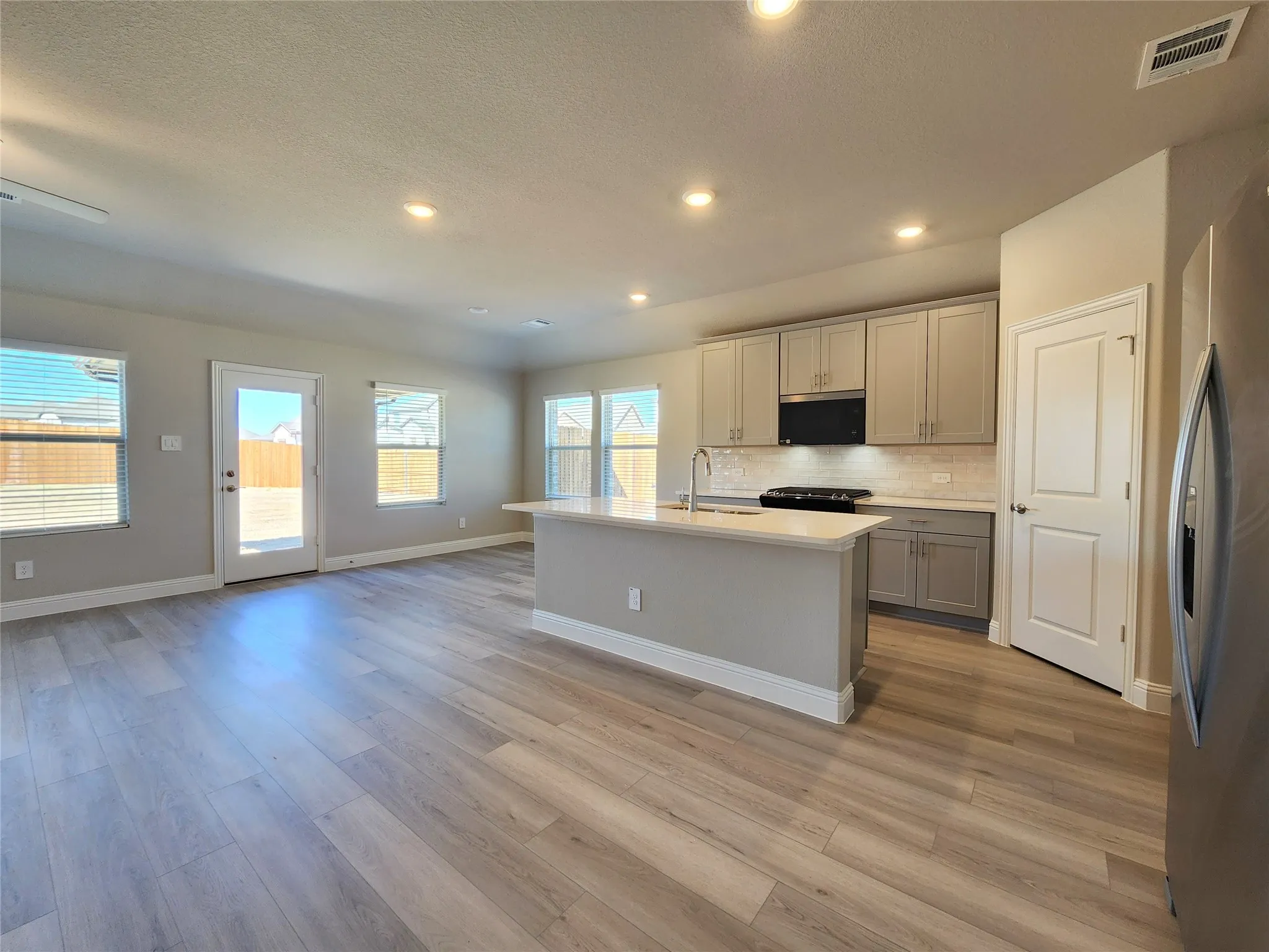 Single Family Residence For Rent in Collin County , 812 Martell Road, Lowry Crossing, Texas 75069, 4 Bedroom, 3 Bathroom, 2 Garage spaces, 2,270 Sqft, built in 2025, mls#21381679, Real Estate Agent in Lowry Crossing, Homes For Rent in Collin county, Homes For Rent in Lowry Crossing, Realtor in Lowry Crossing Texas, Real Estate Brokerage Independent Realty Texas, Luminita Cordes Realtor