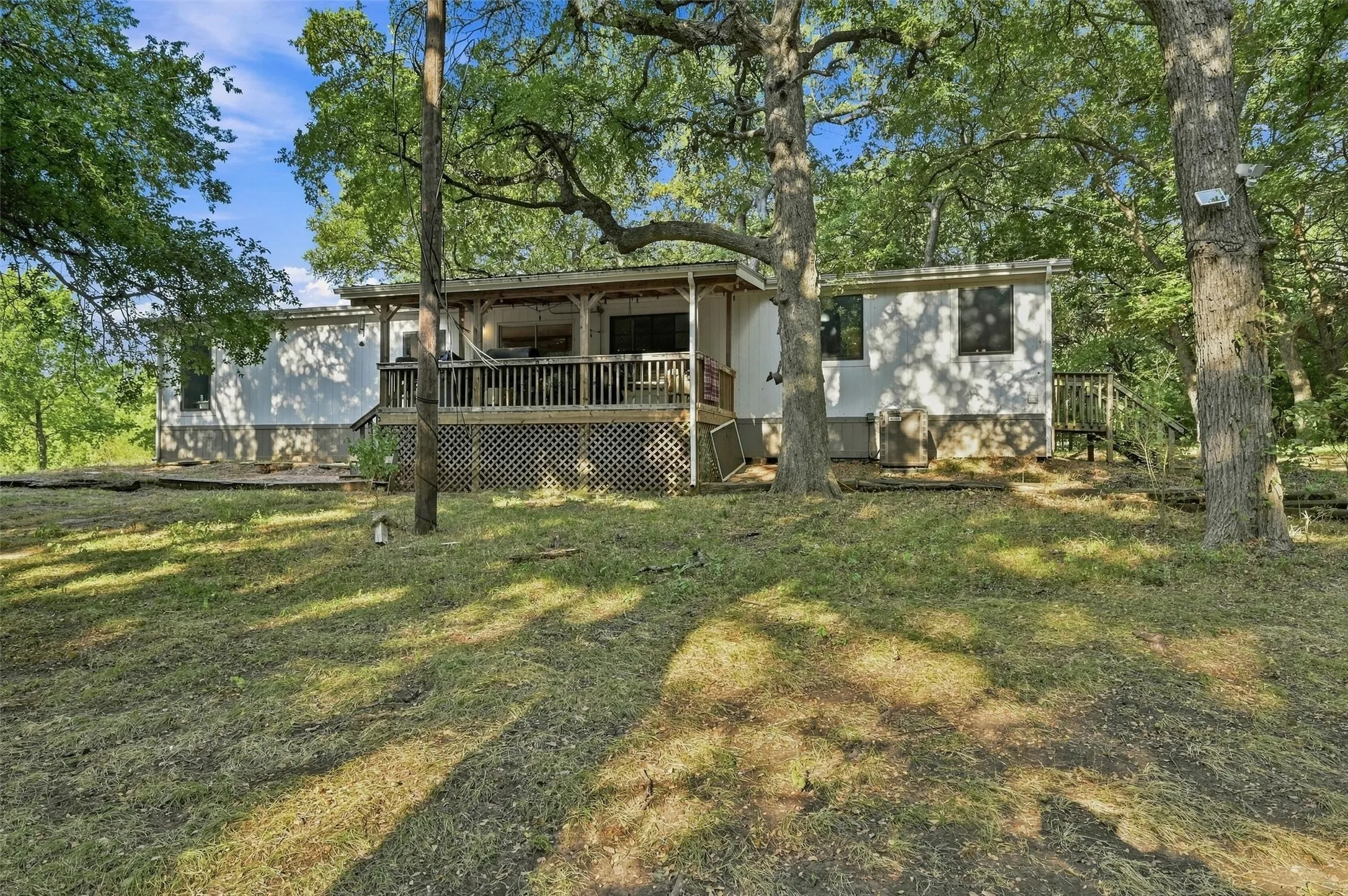 Mobile Home For Sale in Grayson County , 274 N Washburn Road, Bells, Texas 75414, 4 Bedroom, 2 Bathroom, Garage spaces, 1,768 Sqft, built in 2019, mls#21370007, Real Estate Agent in Bells, Homes For Sale in Grayson county, Homes For Sale in Bells, Realtor in Bells Texas, Real Estate Brokerage Independent Realty Texas, Luminita Cordes Realtor