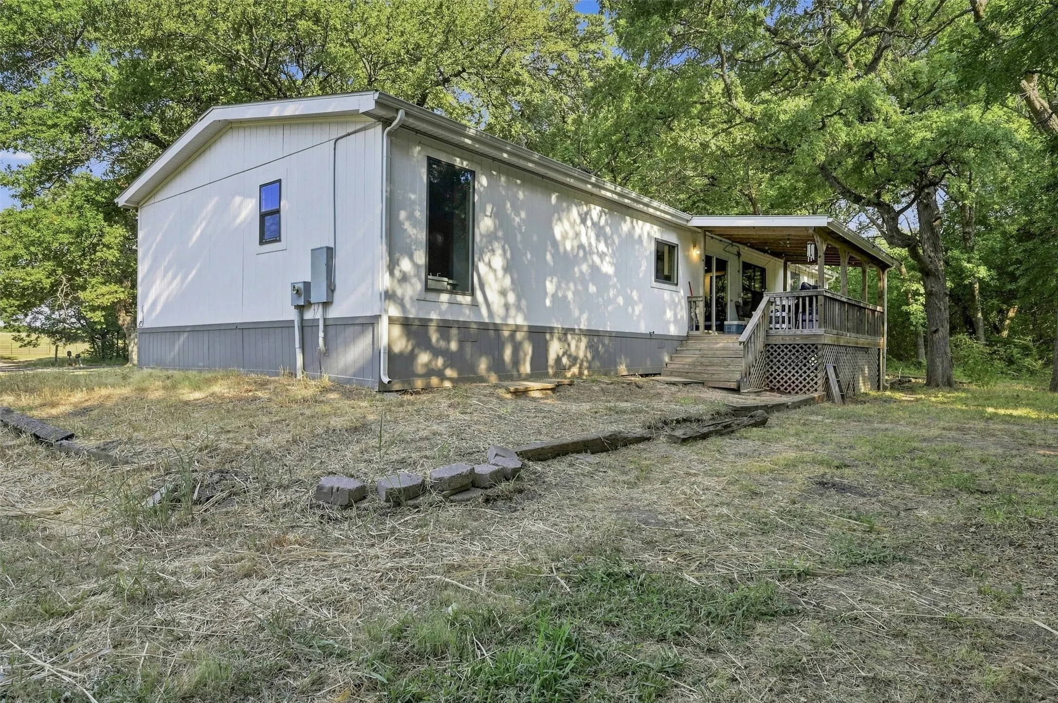 Mobile Home For Sale in Grayson County , 274 N Washburn Road, Bells, Texas 75414, 4 Bedroom, 2 Bathroom, Garage spaces, 1,768 Sqft, built in 2019, mls#21370007, Real Estate Agent in Bells, Homes For Sale in Grayson county, Homes For Sale in Bells, Realtor in Bells Texas, Real Estate Brokerage Independent Realty Texas, Luminita Cordes Realtor