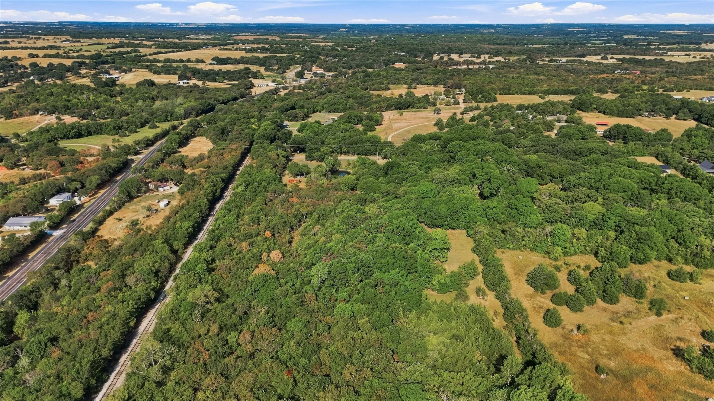 Mobile Home For Sale in Grayson County , 274 N Washburn Road, Bells, Texas 75414, 4 Bedroom, 2 Bathroom, Garage spaces, 1,768 Sqft, built in 2019, mls#21370007, Real Estate Agent in Bells, Homes For Sale in Grayson county, Homes For Sale in Bells, Realtor in Bells Texas, Real Estate Brokerage Independent Realty Texas, Luminita Cordes Realtor