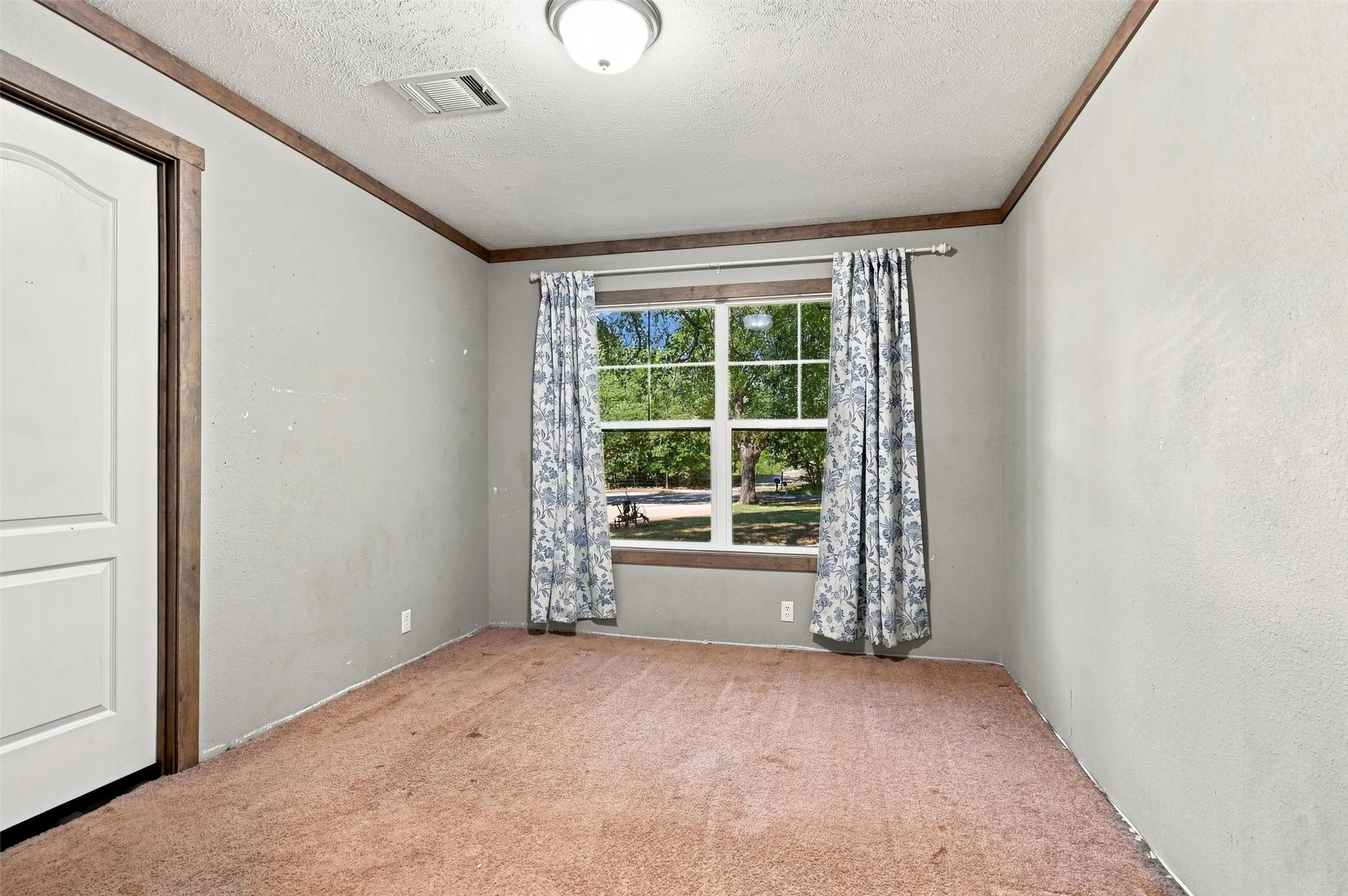 Mobile Home For Sale in Grayson County , 274 N Washburn Road, Bells, Texas 75414, 4 Bedroom, 2 Bathroom, Garage spaces, 1,768 Sqft, built in 2019, mls#21370007, Real Estate Agent in Bells, Homes For Sale in Grayson county, Homes For Sale in Bells, Realtor in Bells Texas, Real Estate Brokerage Independent Realty Texas, Luminita Cordes Realtor