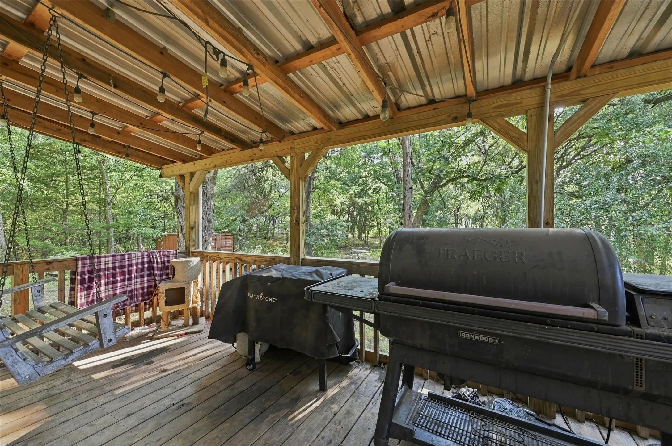 Mobile Home For Sale in Grayson County , 274 N Washburn Road, Bells, Texas 75414, 4 Bedroom, 2 Bathroom, Garage spaces, 1,768 Sqft, built in 2019, mls#21370007, Real Estate Agent in Bells, Homes For Sale in Grayson county, Homes For Sale in Bells, Realtor in Bells Texas, Real Estate Brokerage Independent Realty Texas, Luminita Cordes Realtor