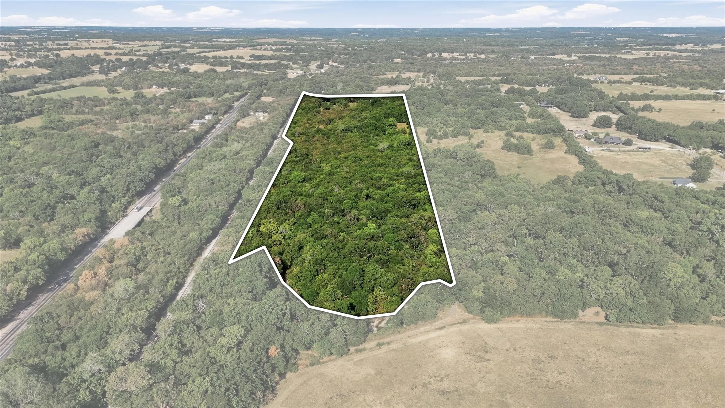 Mobile Home For Sale in Grayson County , 274 N Washburn Road, Bells, Texas 75414, 4 Bedroom, 2 Bathroom, Garage spaces, 1,768 Sqft, built in 2019, mls#21370007, Real Estate Agent in Bells, Homes For Sale in Grayson county, Homes For Sale in Bells, Realtor in Bells Texas, Real Estate Brokerage Independent Realty Texas, Luminita Cordes Realtor