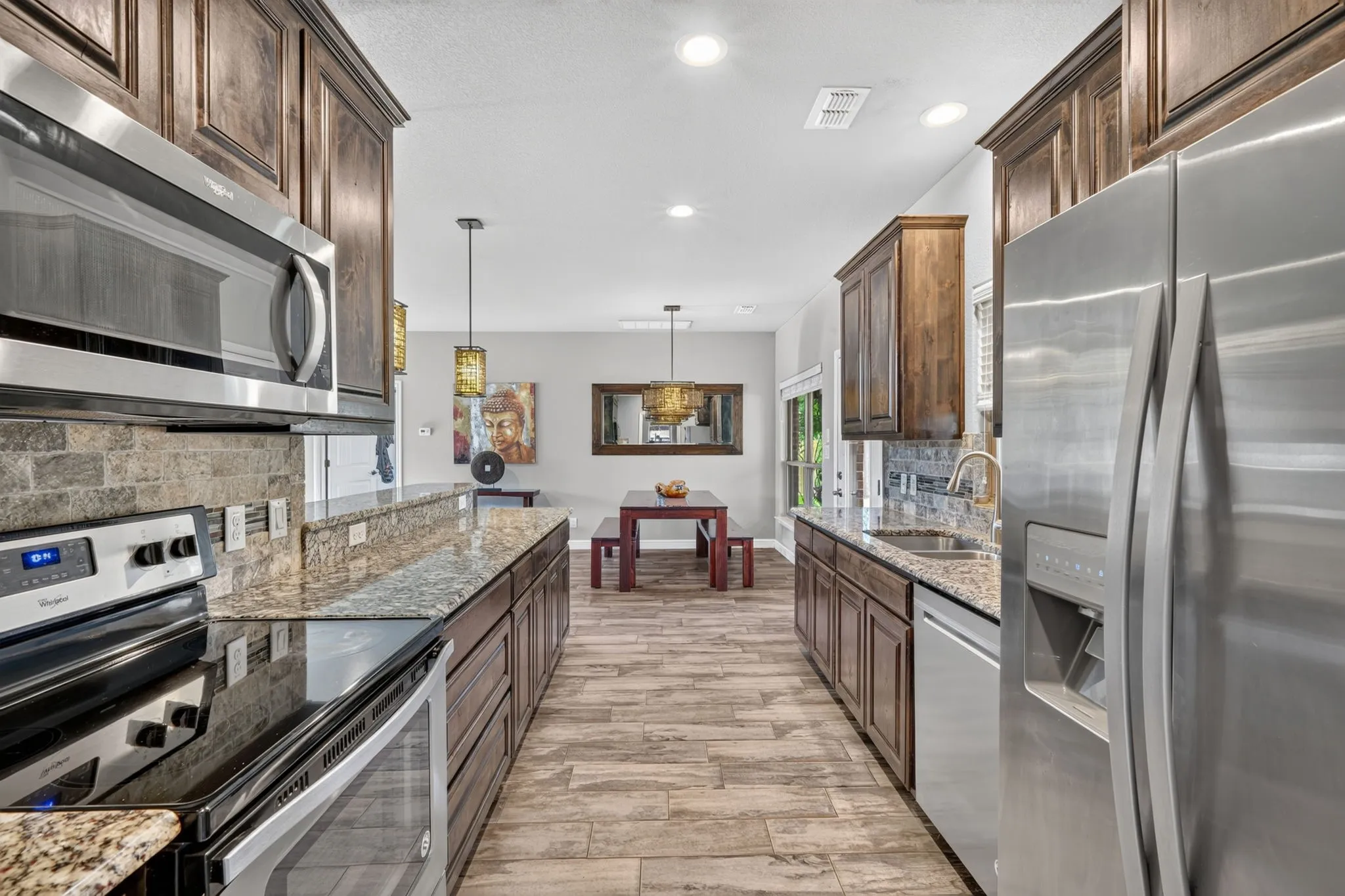 Single Family Residence For Sale in Hood County , 305 Donna Circle, Granbury, Texas 76049, 3 Bedroom, 3 Bathroom, 2 Garage spaces, 1,749 Sqft, built in 2018, mls#21373988, Real Estate Agent in Granbury, Homes For Sale in Hood county, Homes For Sale in Granbury, Realtor in Granbury Texas, Real Estate Brokerage Independent Realty Texas, Luminita Cordes Realtor