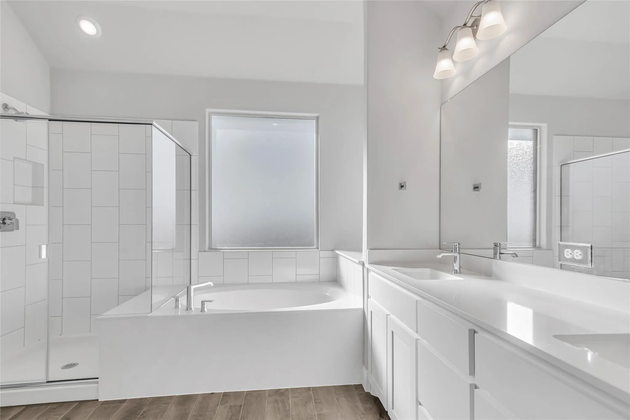 Single Family Residence For Rent in Tarrant County , 4804 Dewy Rose Lane, Fort Worth, Texas 76244, 4 Bedroom, 2 Bathroom, 2 Garage spaces, 1,808 Sqft, built in 2023, mls#21381690, Real Estate Agent in Fort Worth, Homes For Rent in Tarrant county, Homes For Rent in Fort Worth, Realtor in Fort Worth Texas, Real Estate Brokerage Independent Realty Texas, Luminita Cordes Realtor