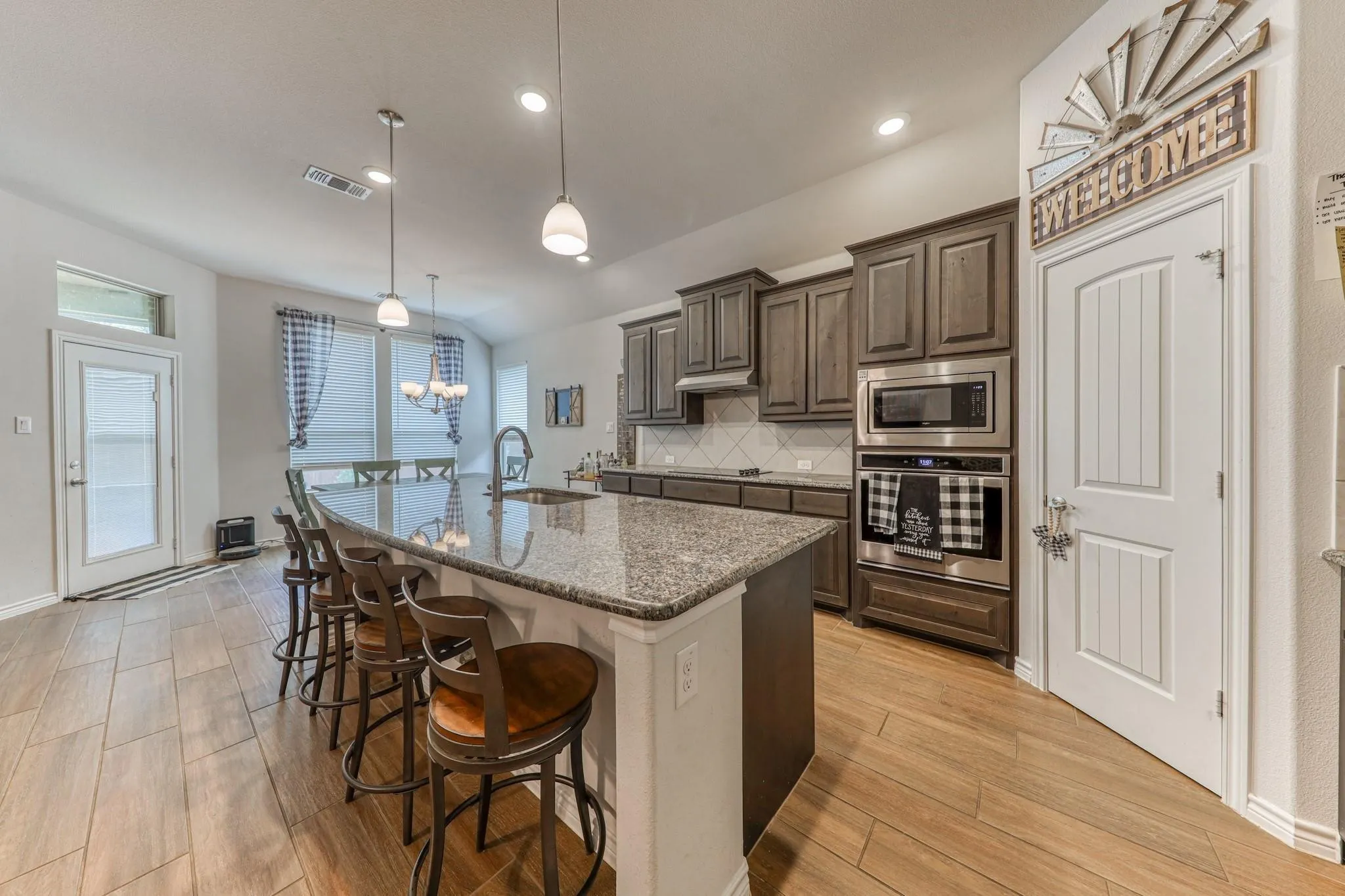 Single Family Residence For Rent in Johnson County , 1060 Wildwood Drive, Joshua, Texas 76058, 3 Bedroom, 2 Bathroom, 2 Garage spaces, 2,267 Sqft, built in 2020, mls#21381694, Real Estate Agent in Joshua, Homes For Rent in Johnson county, Homes For Rent in Joshua, Realtor in Joshua Texas, Real Estate Brokerage Independent Realty Texas, Luminita Cordes Realtor