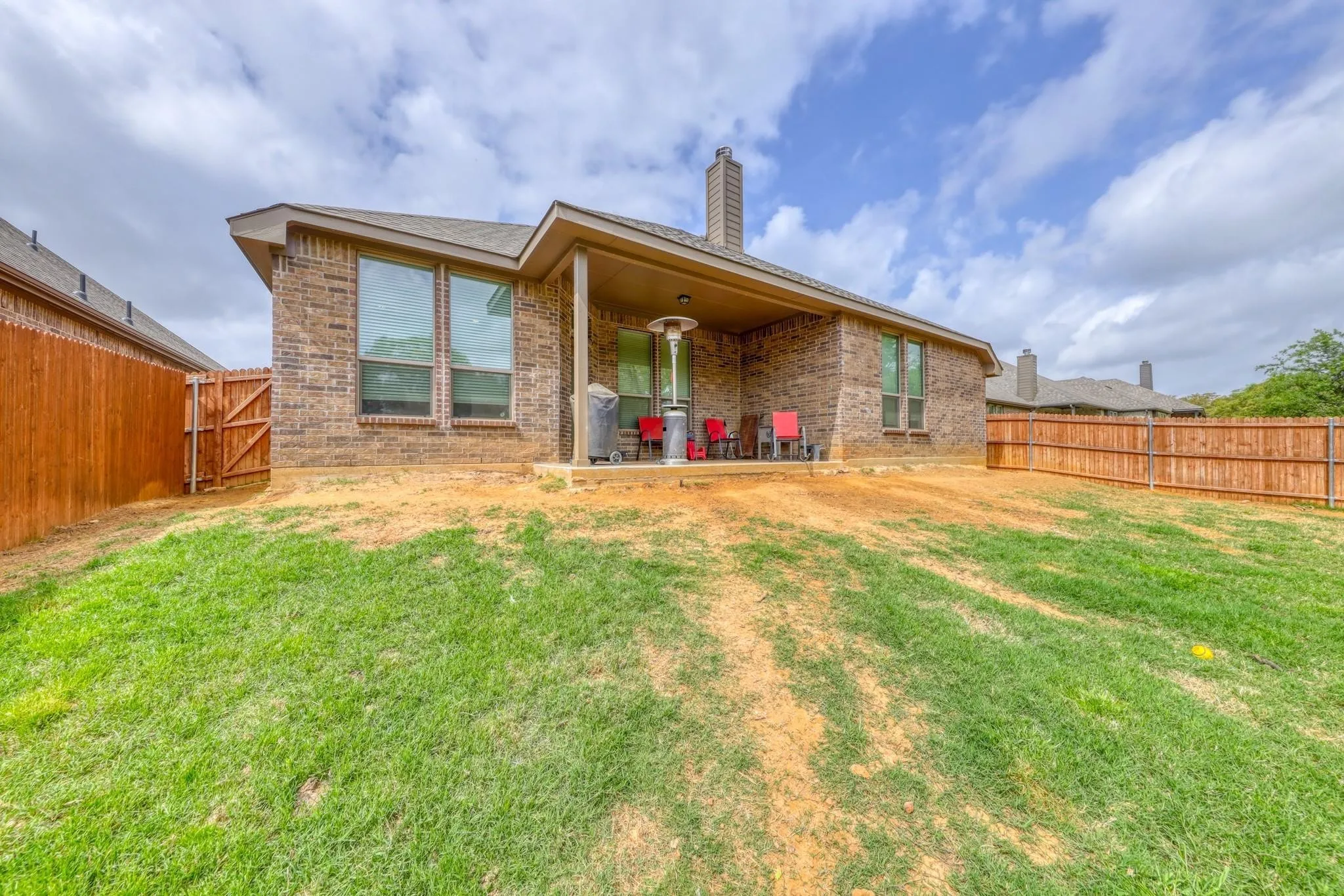 Single Family Residence For Rent in Johnson County , 1060 Wildwood Drive, Joshua, Texas 76058, 3 Bedroom, 2 Bathroom, 2 Garage spaces, 2,267 Sqft, built in 2020, mls#21381694, Real Estate Agent in Joshua, Homes For Rent in Johnson county, Homes For Rent in Joshua, Realtor in Joshua Texas, Real Estate Brokerage Independent Realty Texas, Luminita Cordes Realtor